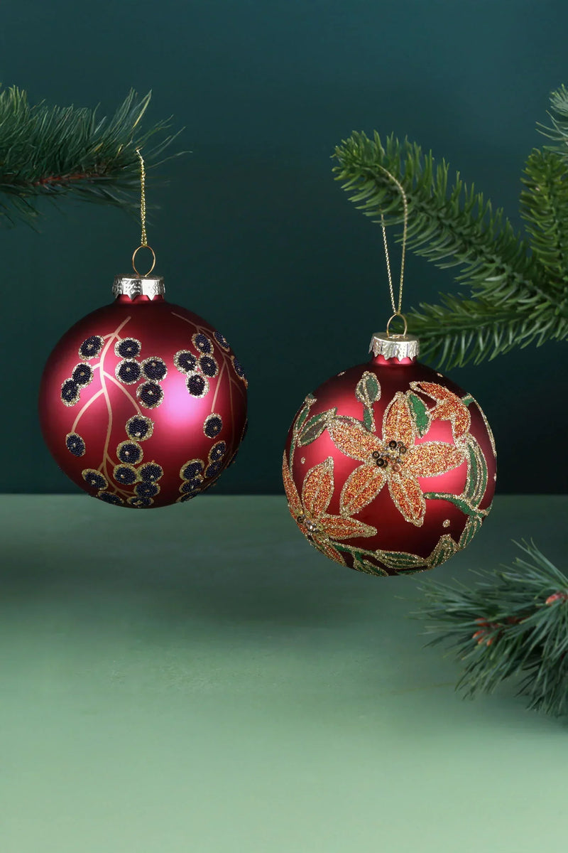 Boule de Noël en verre peinte à la main Baies d'hiver ou Poinsettia