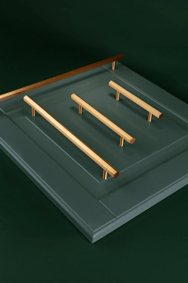 Rändelgriffe aus massivem Messing mit sechseckiger T-Form, satiniertes Matt-Finish