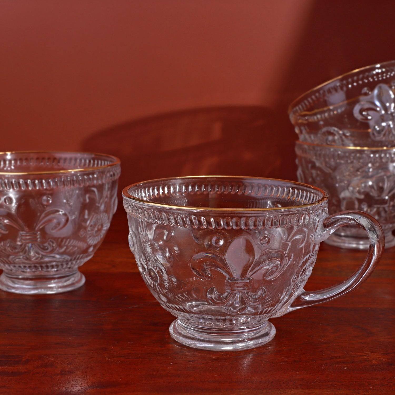 Set of 4 Marcelle Fleur-de-Lis Glass Mugs Embossed Cups with Gold Rim