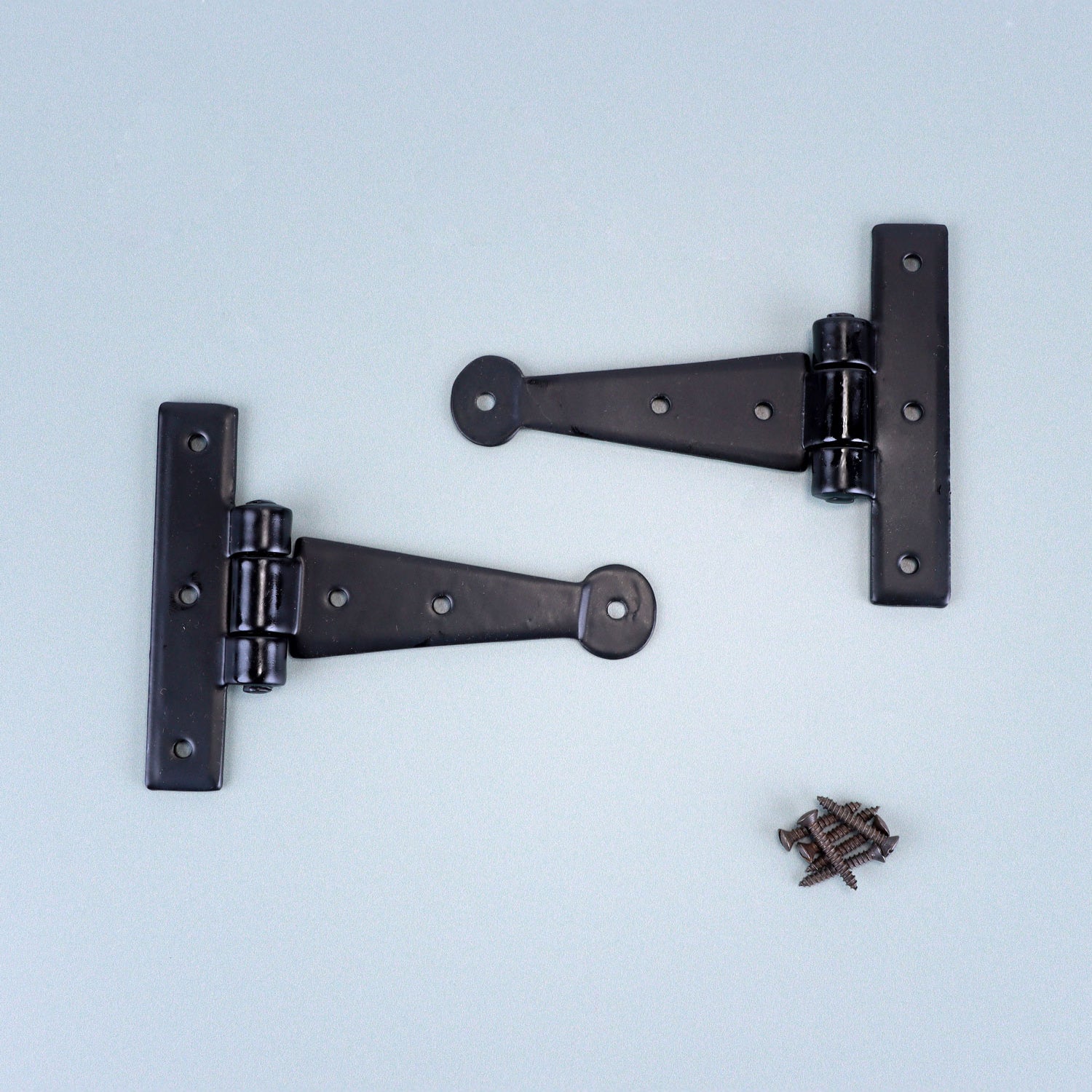 Pair of 4″ or 6″ Traditional Black Hand Forged Conbase T Hinges