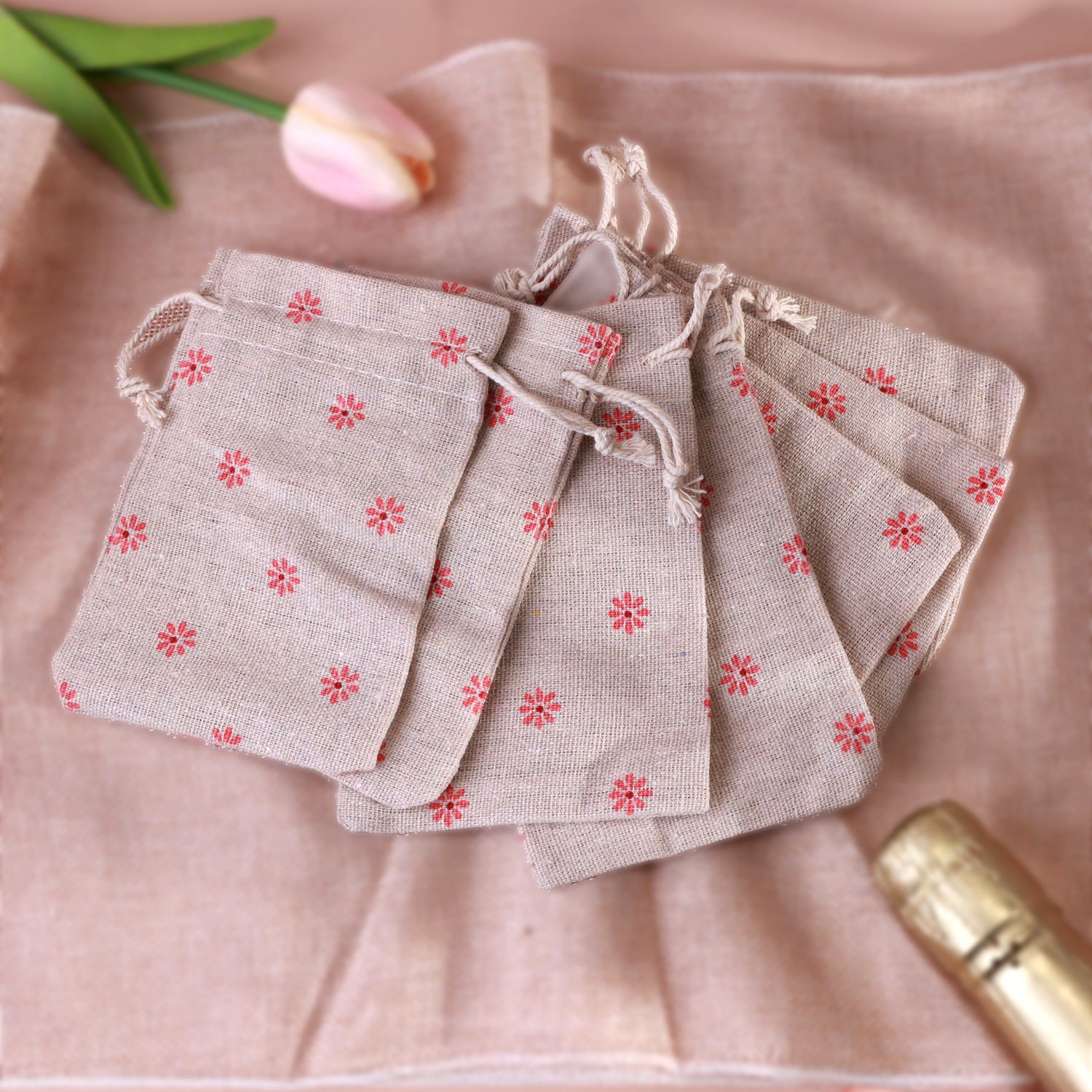 Set of 2 or 5 Linen Gift Bags Blossom Reusable Favour Pouches for Small Gifts & Treats