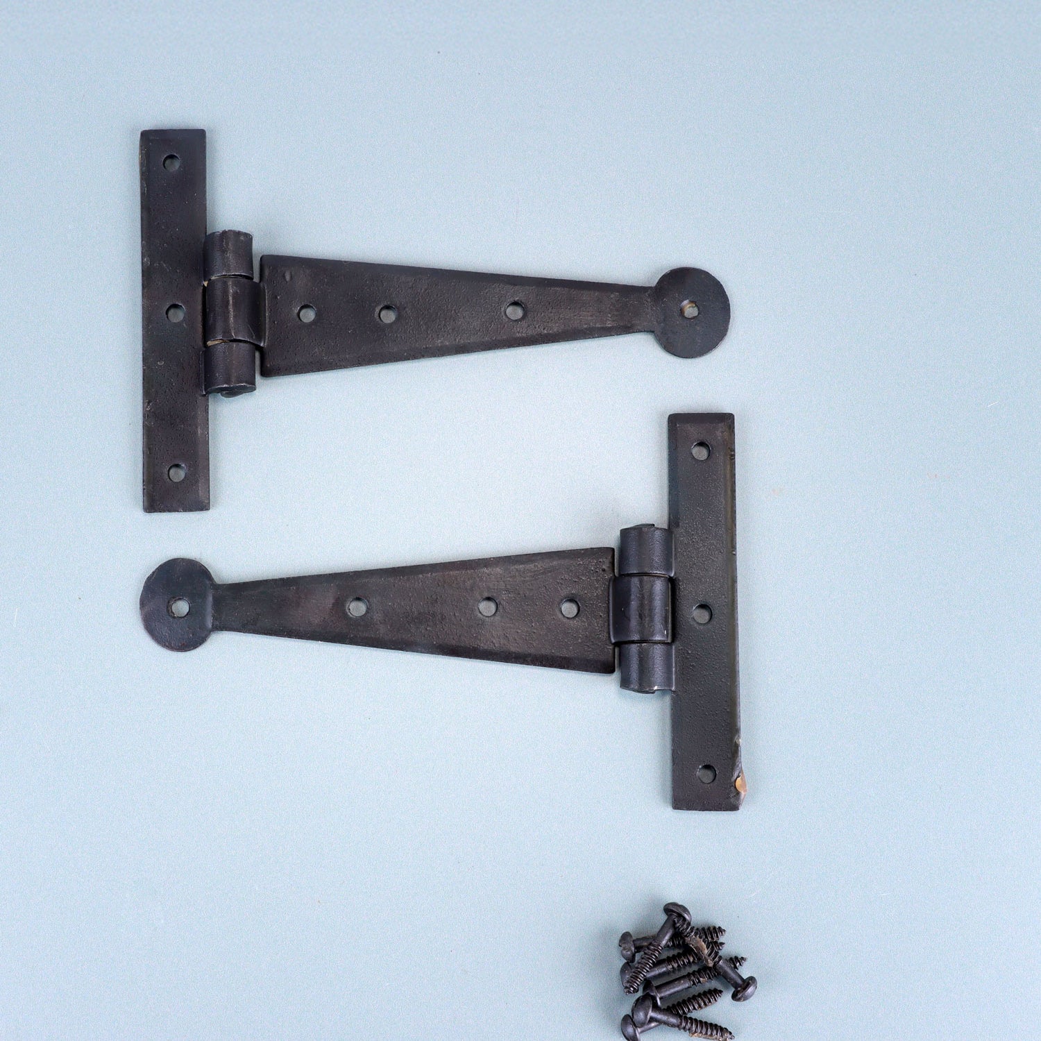 Pair of 4″ or 9″ Hand Forged Conbase T Hinges Beeswax Finish