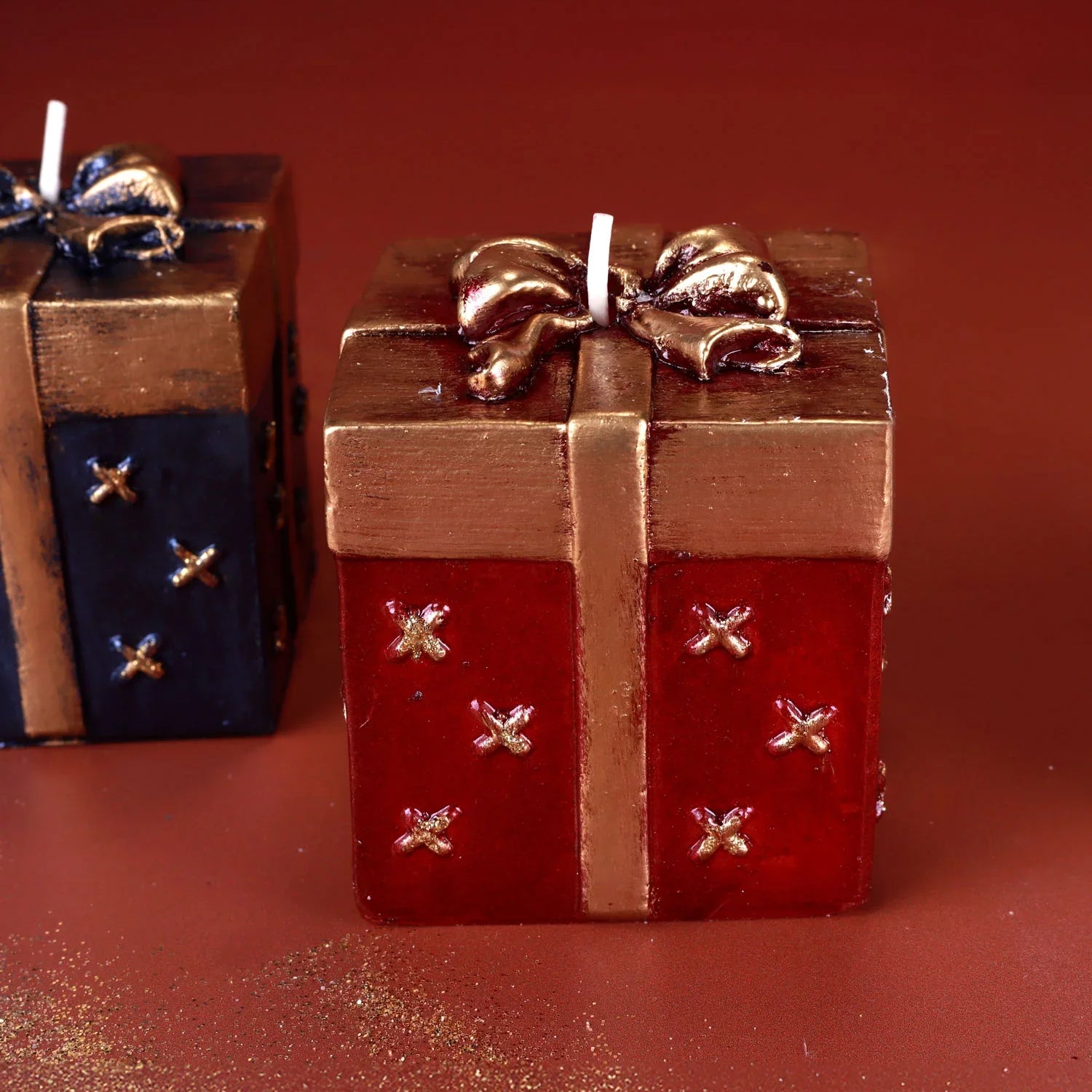The Gift Box Celebration Candle – Hand-Finished Decorative Present with Gold Ribbon in Holiday Red, Midnight Blue or Soft White