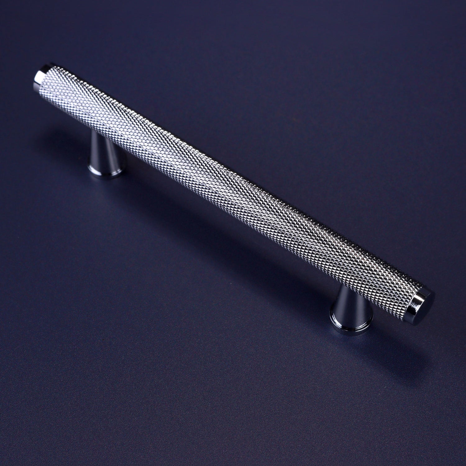 Chelsea Solid Brass Diamond-Knurled Architectural Bar Pull Handle In Polished Chrome Finish