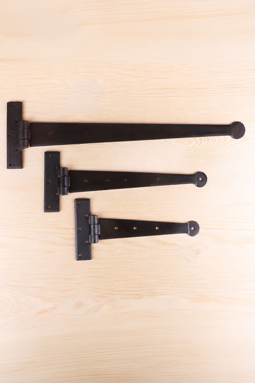 9 12 or 18 inch hand-forged T hinges multipack