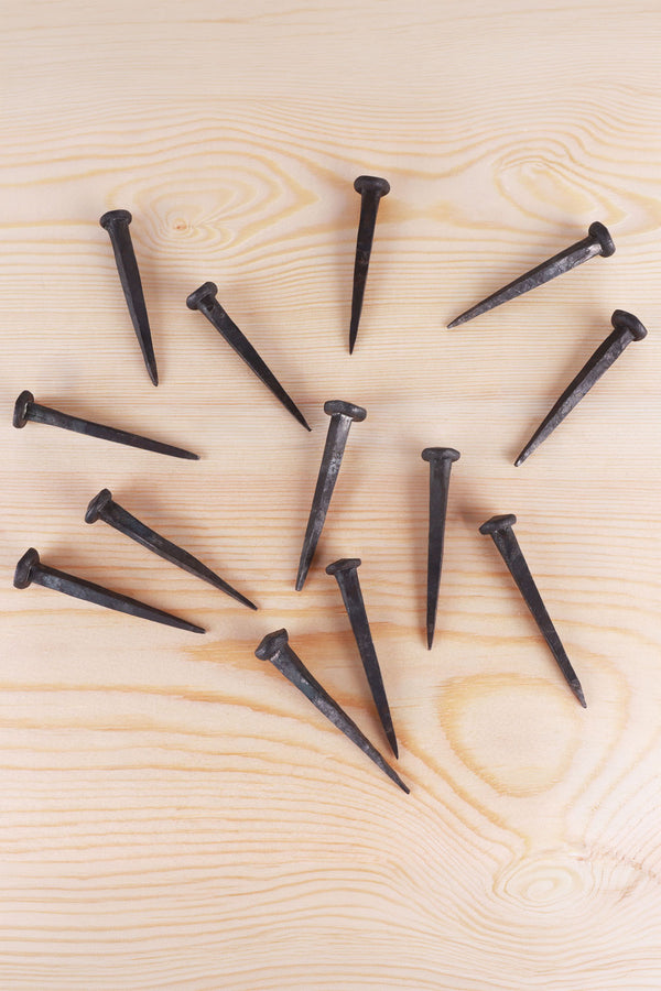 Coinbase 36 mm Hand Forged Rosehead Nails Black 1 Kg