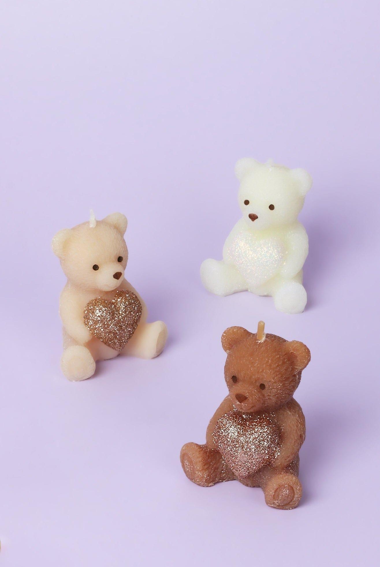 Adorable Soy Wax Teddy Bear with Shiny Heart Candles - G Decor