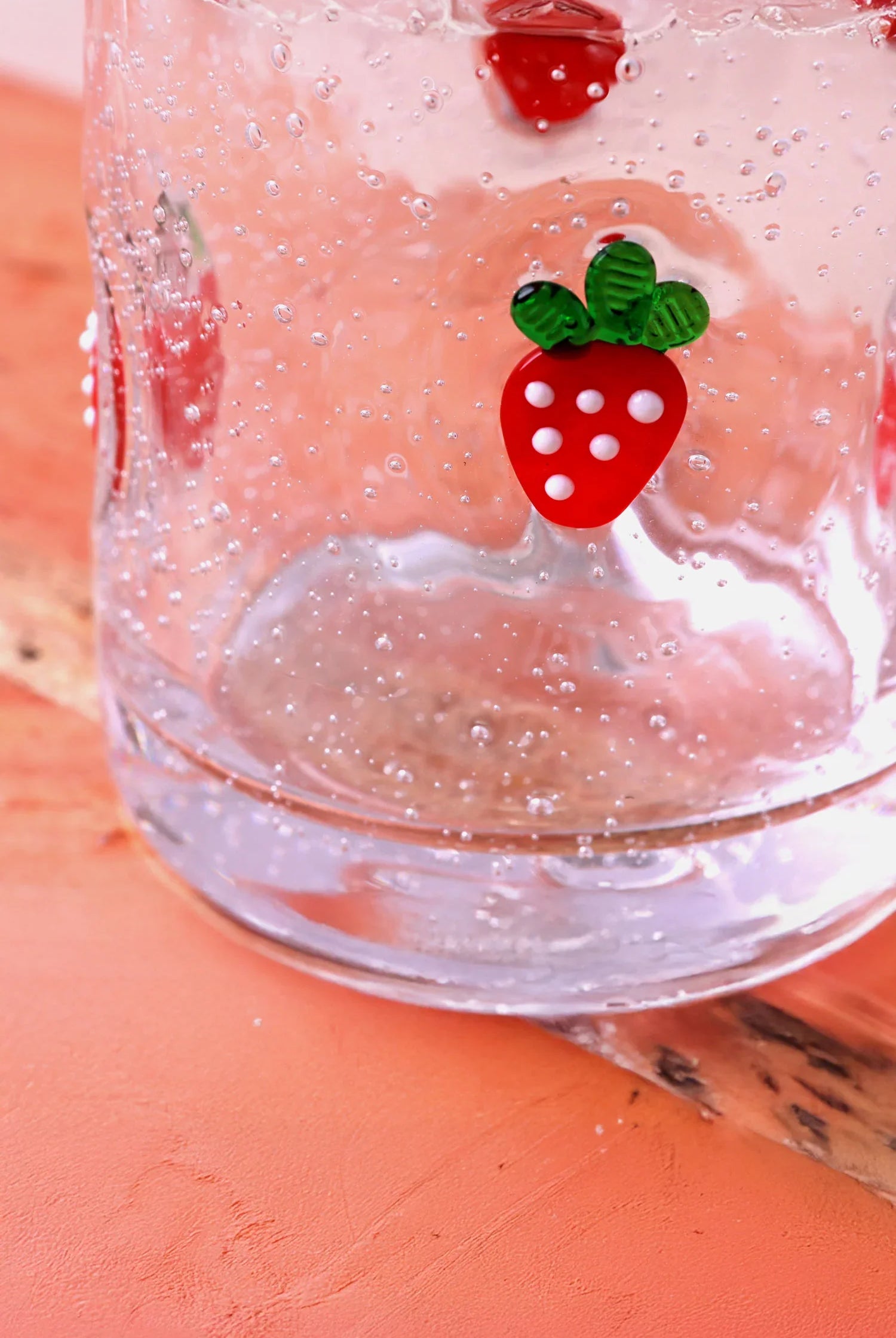 Berry & Bow Bubble Glasses Handcrafted & Handmade Bubble-Textured Fruit & Ribbon Bow Drinkware - G Decor