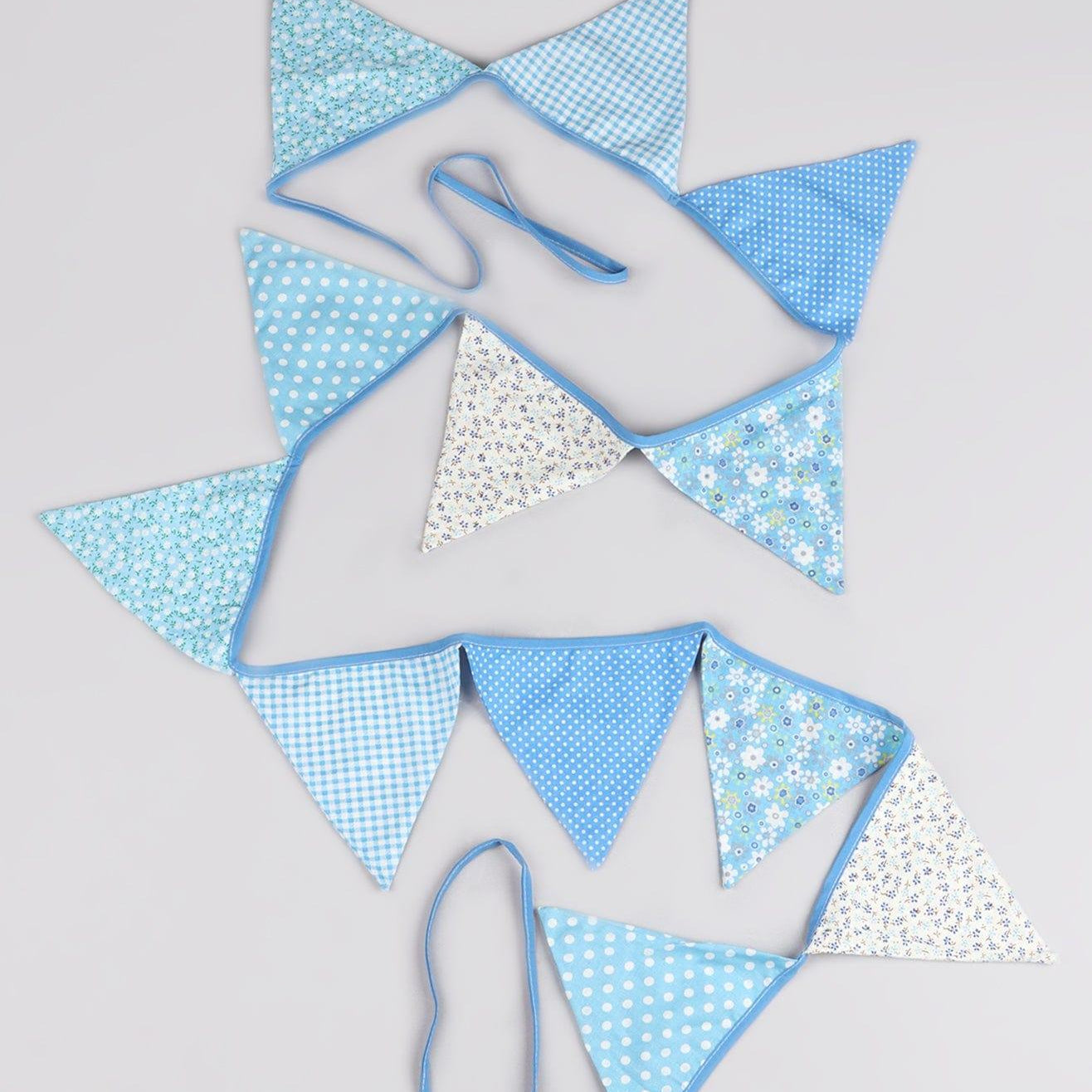 Blue and White Patterned Cloth Bunting - G Decor