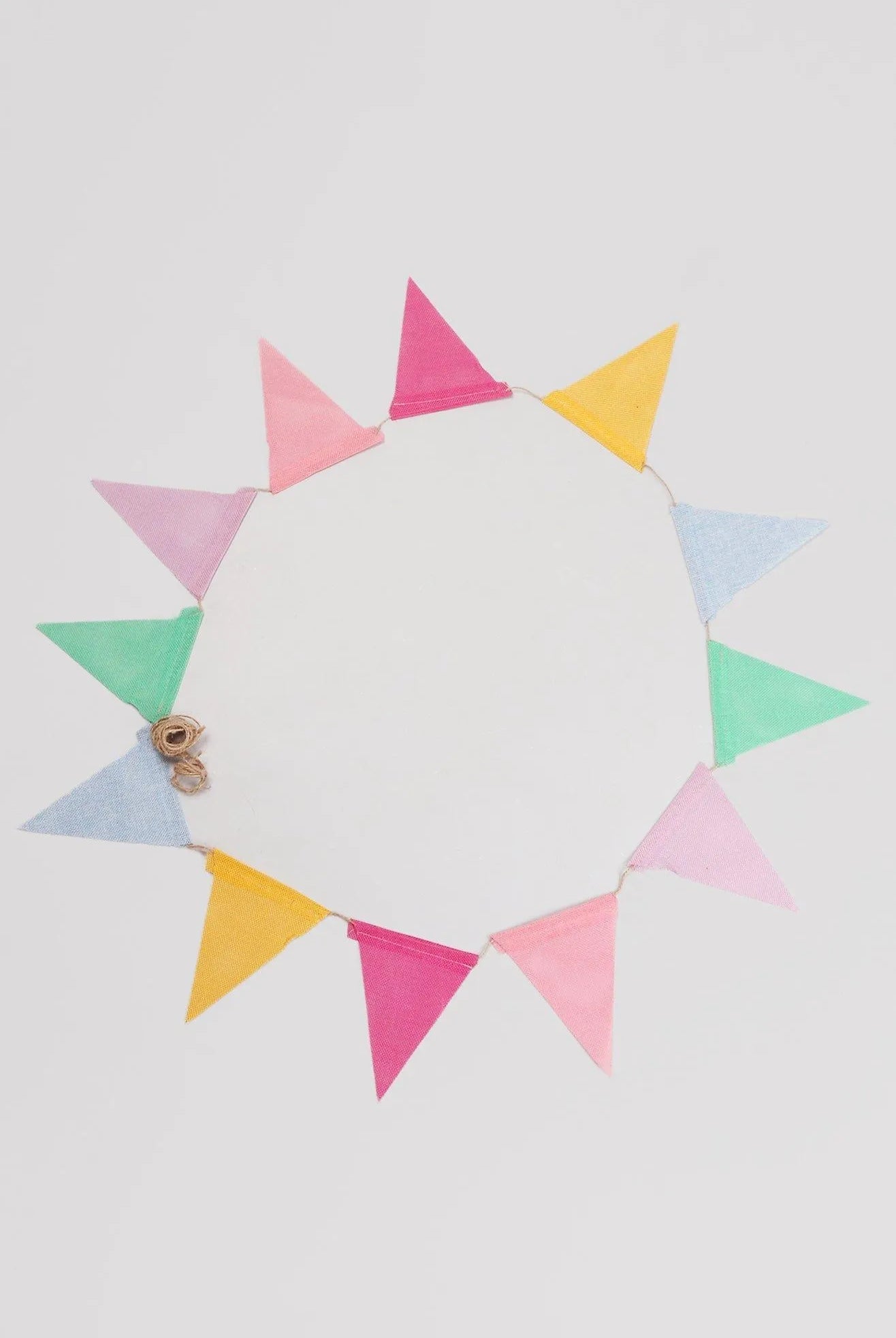 colourful-rustic-hessian-bunting-g-decor-54660 - G Decor