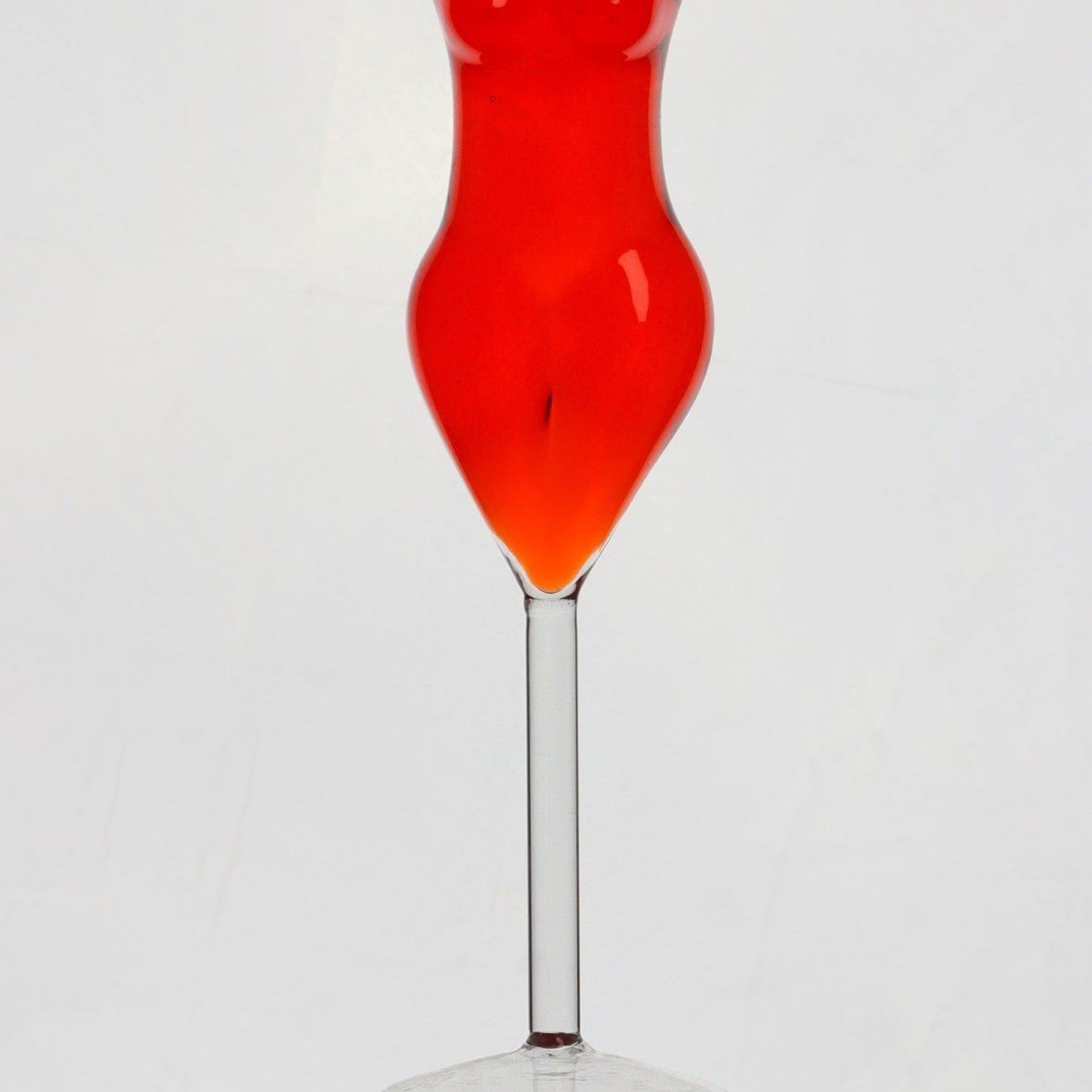 Elegant Femme Silhouette Glass Chic Drinkware for Champagne & Cocktails - G Decor