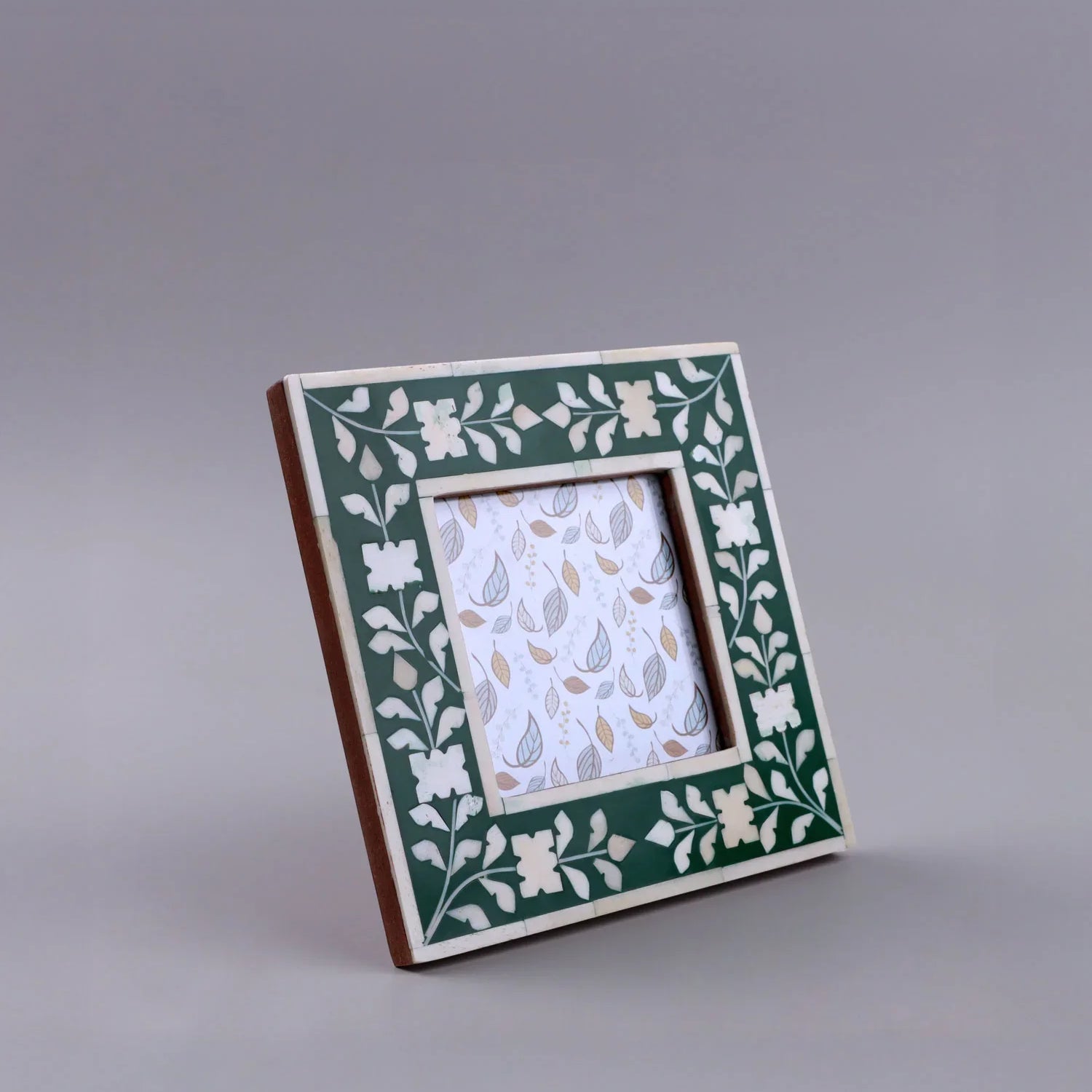 Folia Handcrafted Horn Bone Inlay Photo Frame Forest Green Floral Picture Display - G Decor