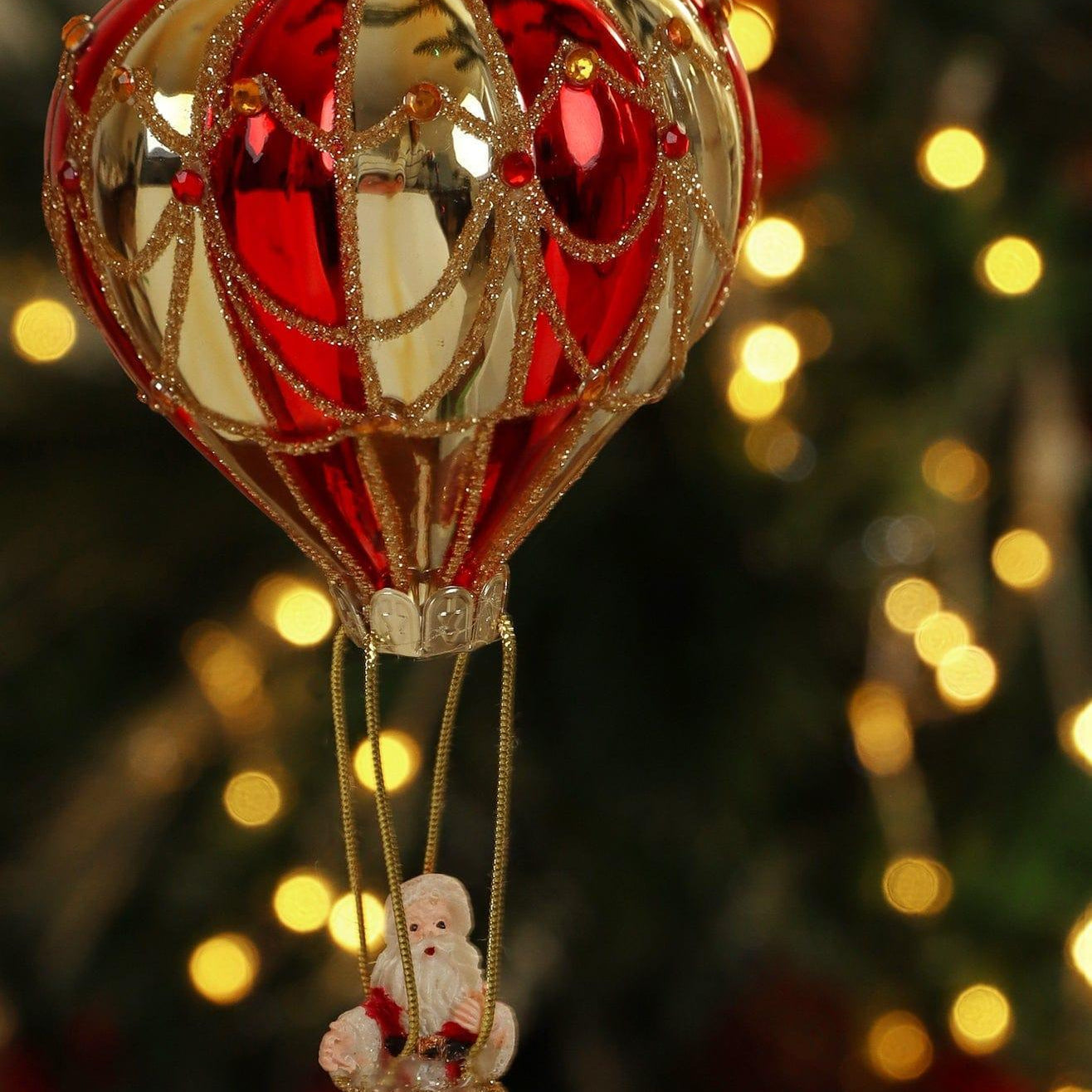 Glass North Pole Santa Hot Air Balloon Ride Hand-Blown & Hand-Painted Hanging Ornament & Christmas Tree Decoration Bauble - G Decor