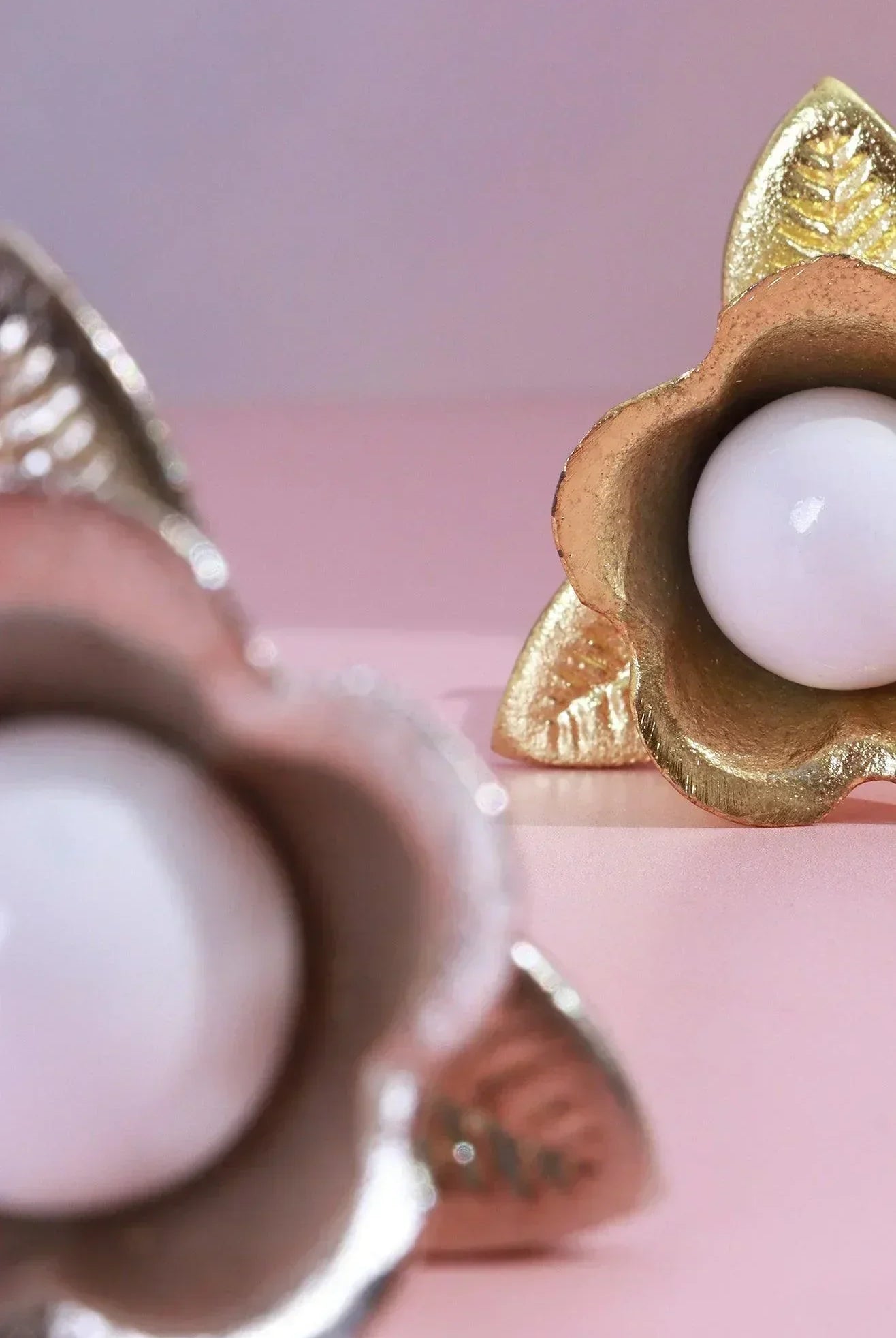 Handcrafted Lily Pearl Floral Ceramic & Brass Door Handle - G Decor