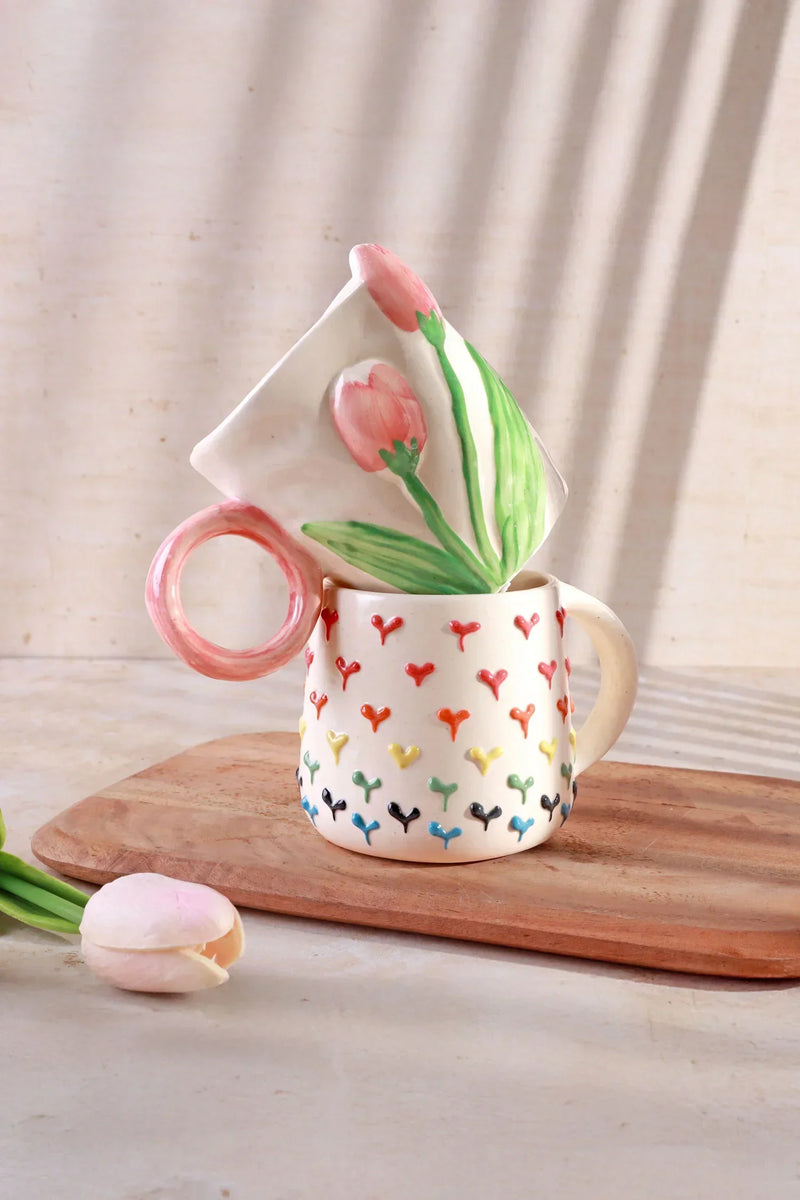 Collection de tasses en céramique « Tulipes et Cœurs » peintes à la main