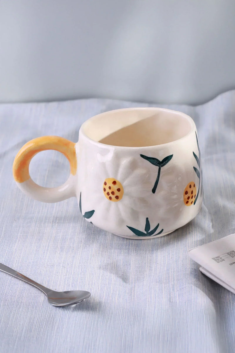 Mug en céramique prairie de fleurs sauvages peint à la main