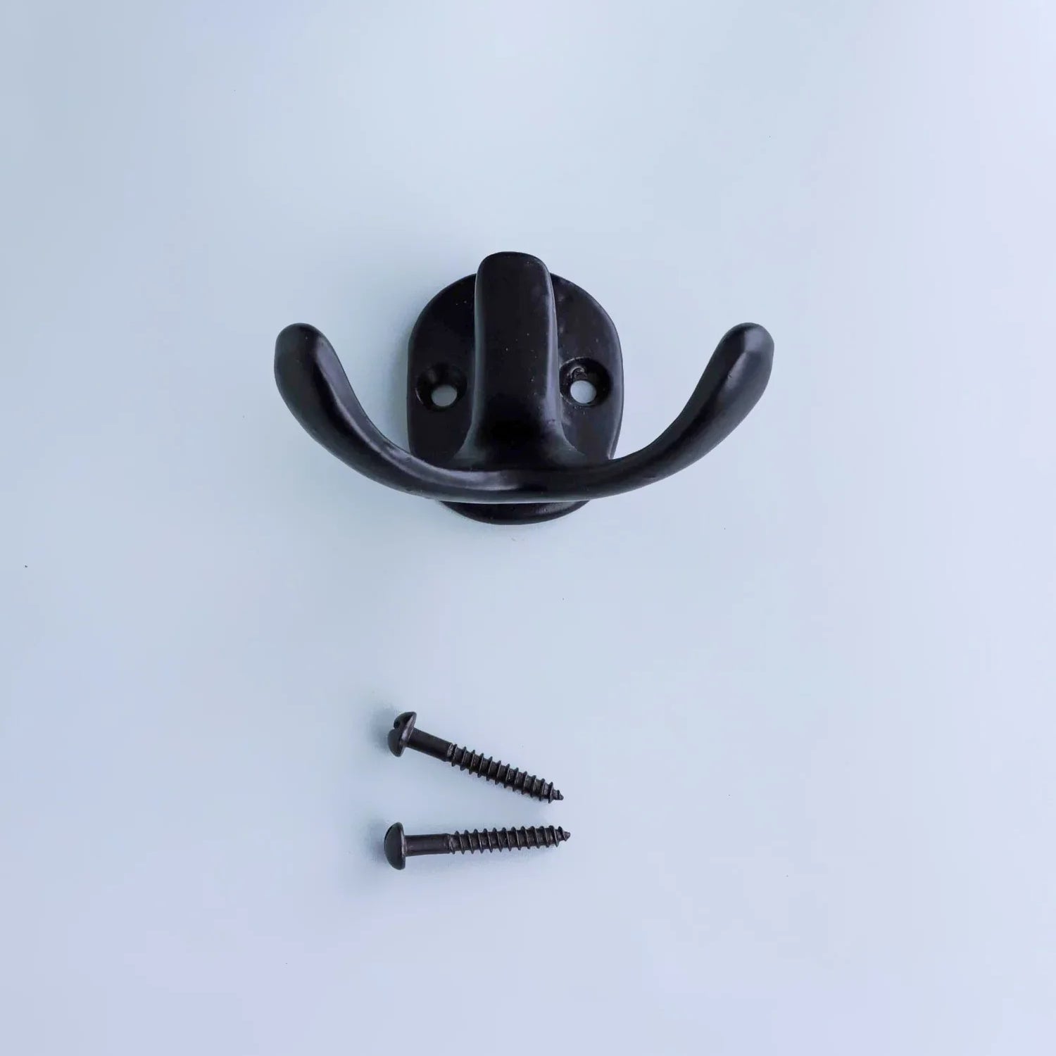Heavy-Duty Traditional Black Cast Iron Coat Hooks - G Decor