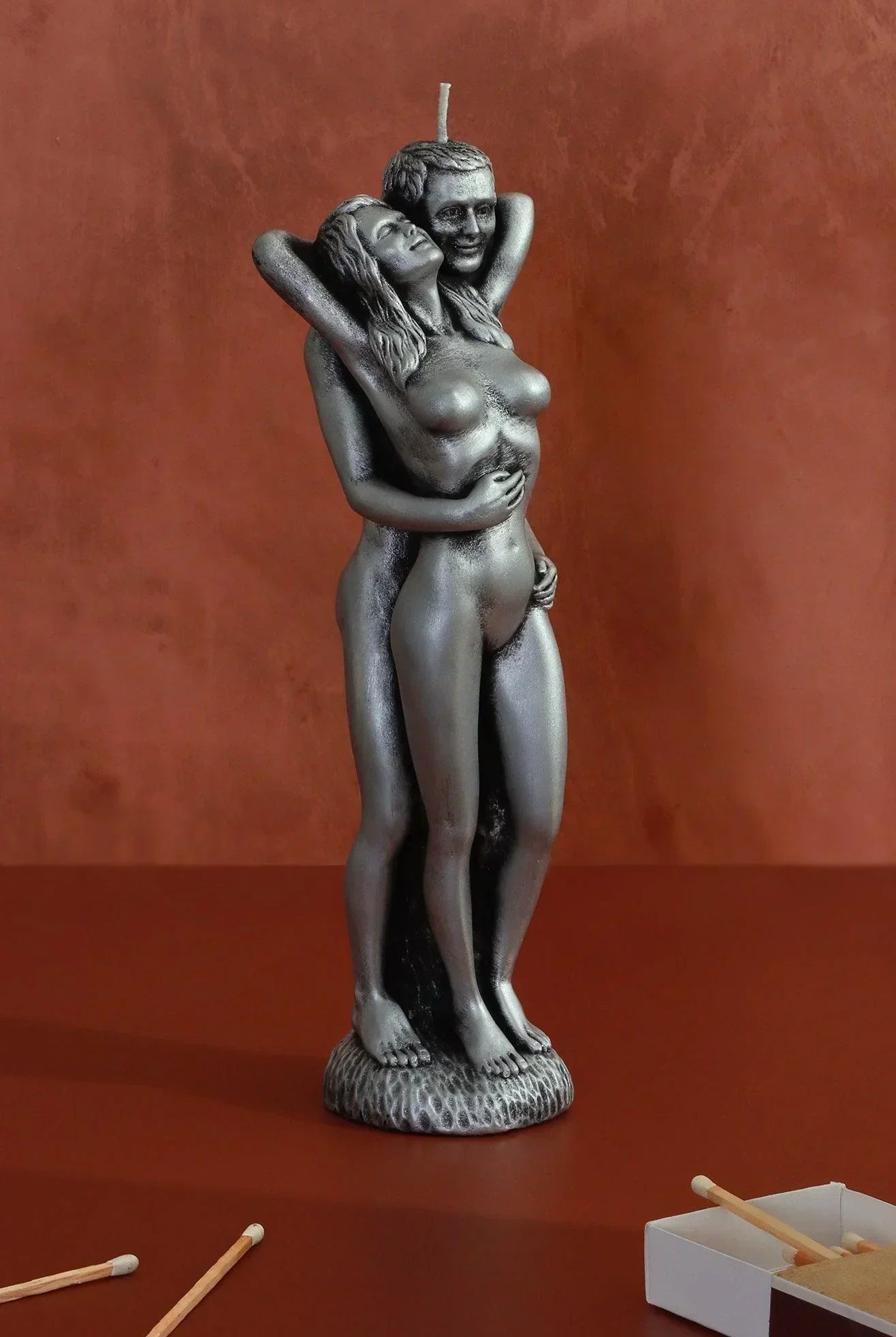 Infinita Unity Flow Grand Wax Sculpture Candle, Hand-Finished Cast Wax Figures in Silver Finish - G Decor