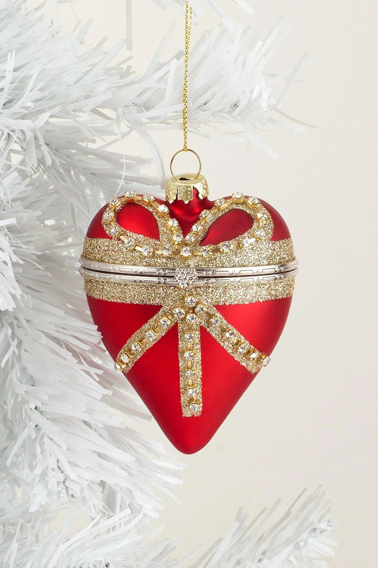 Large Glass Red Heartfelt Locket with Gold Details - G Decor