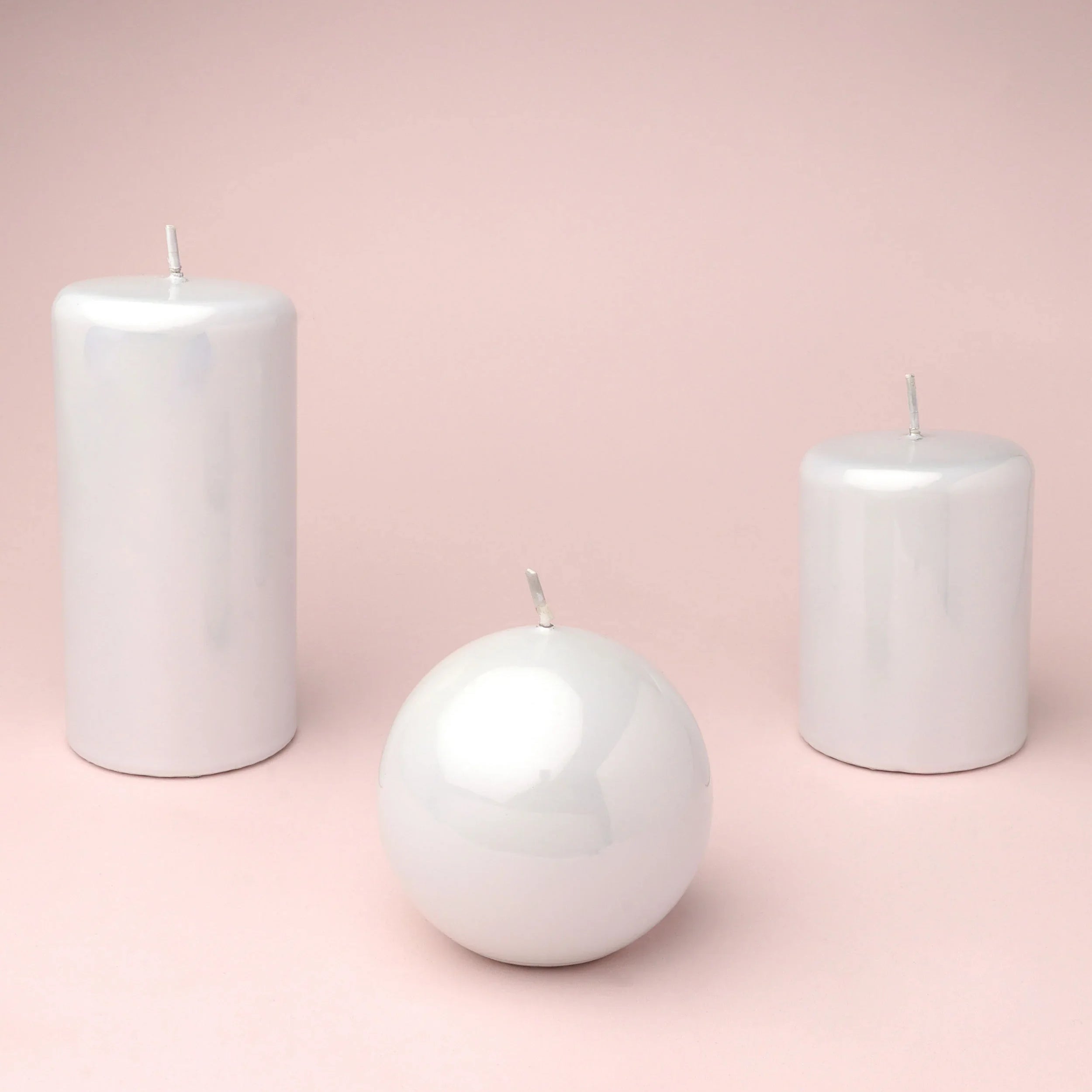 Mirror Glass Effect Limited Edition Clarae Reflet Pearl White Pillar & Ball Candle - G Decor