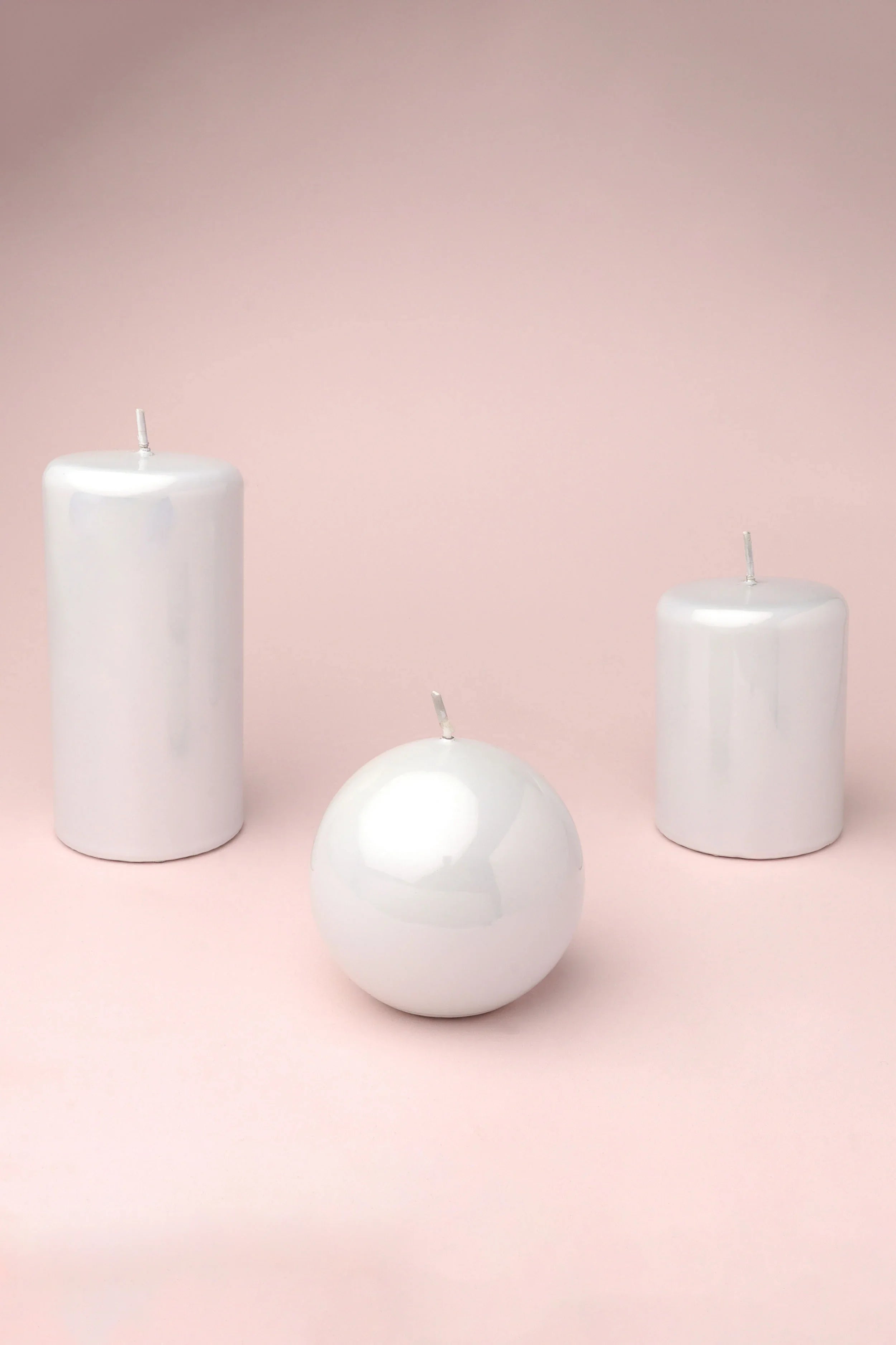 Mirror Glass Effect Limited Edition Clarae Reflet Pearl White Pillar & Ball Candle - G Decor