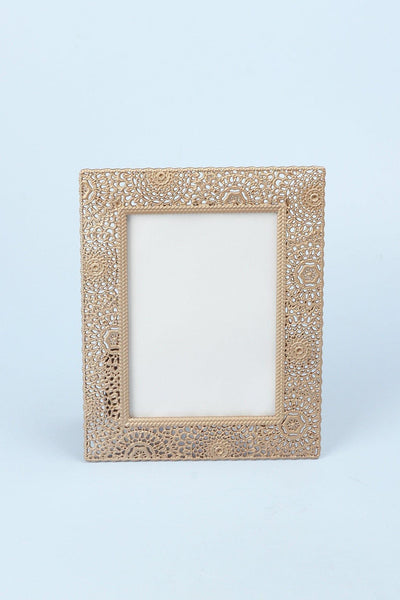 G Decor Picture frames Moroccan Collection Gold Painted Metal Photo Frame