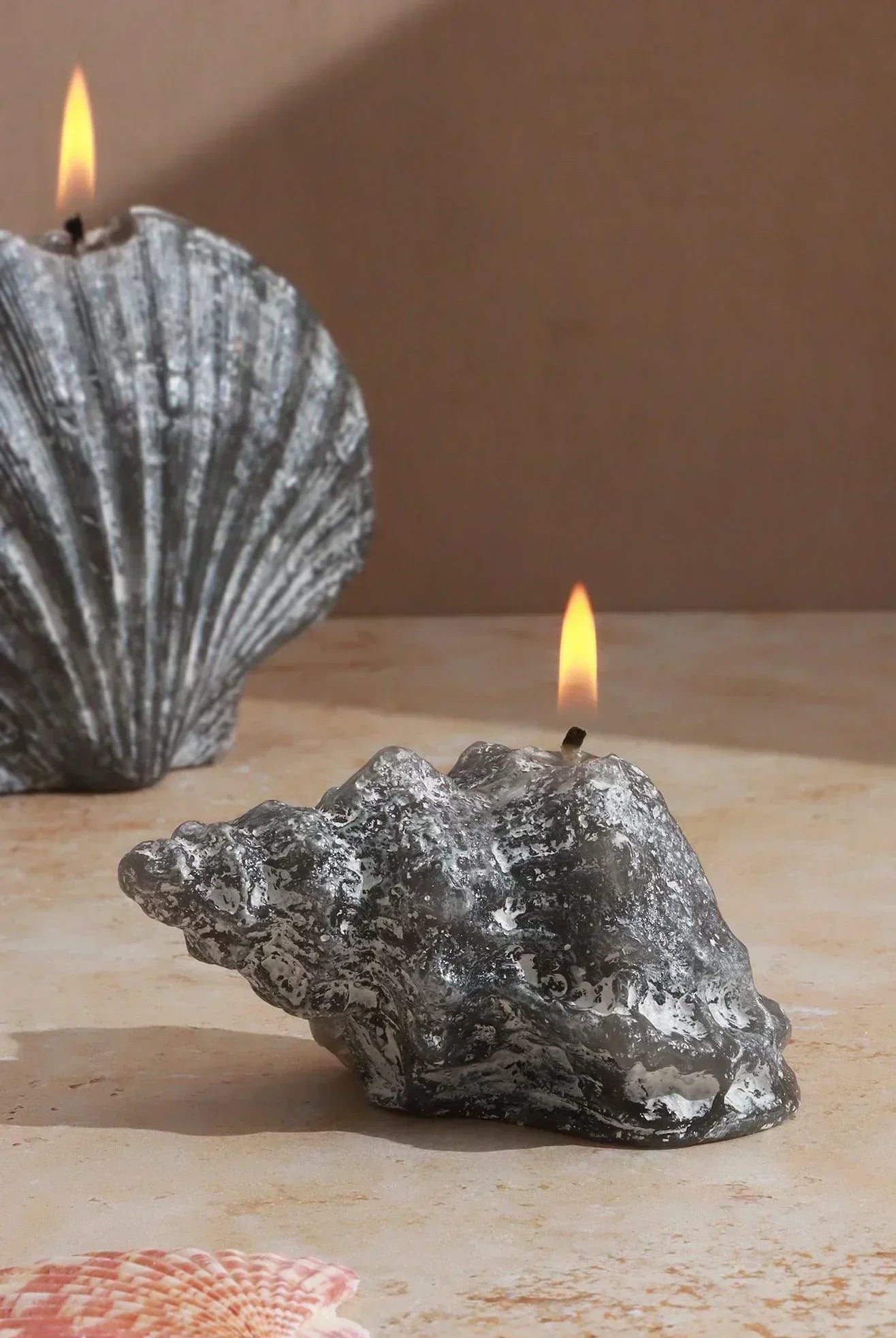 Ocean Tides Artisan Scented Candle Handcrafted Grey Coastal Shell Design with Fresh Ocean Fragrance - G Decor