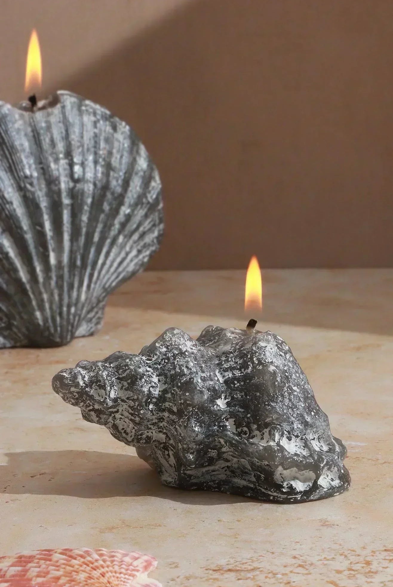 Ocean Tides Artisan Scented Candle Handcrafted Grey Coastal Shell Design with Fresh Ocean Fragrance - G Decor