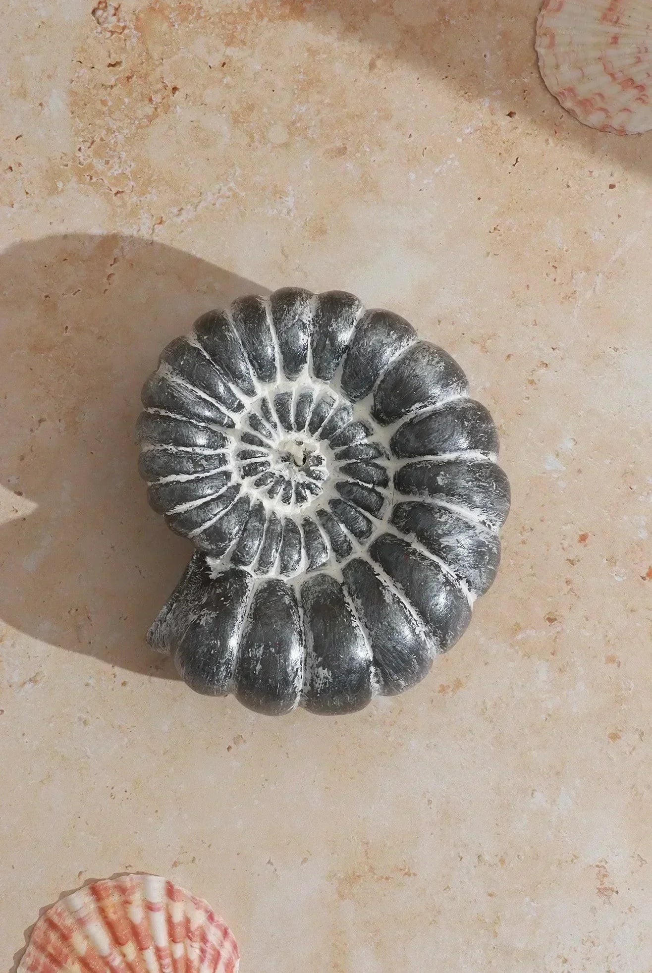 Ocean Tides Artisan Scented Candle Handcrafted Grey Coastal Shell Design with Fresh Ocean Fragrance - G Decor