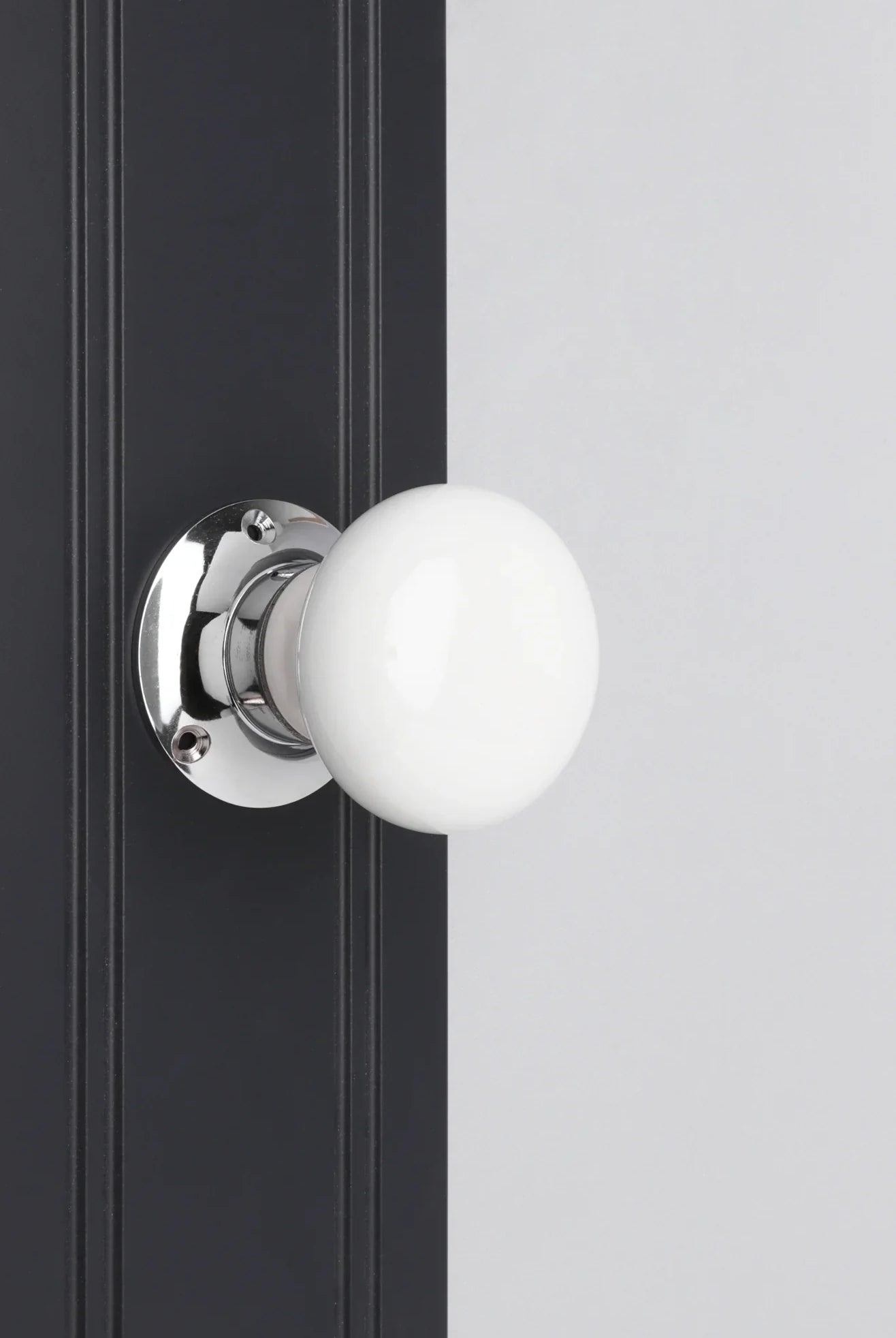 Perfect Edit White – Set of Handcrafted Ceramic Mortice Door Handles, Internal Turning Knobs for Bedroom & Room Doors with Chrome Base - G Decor