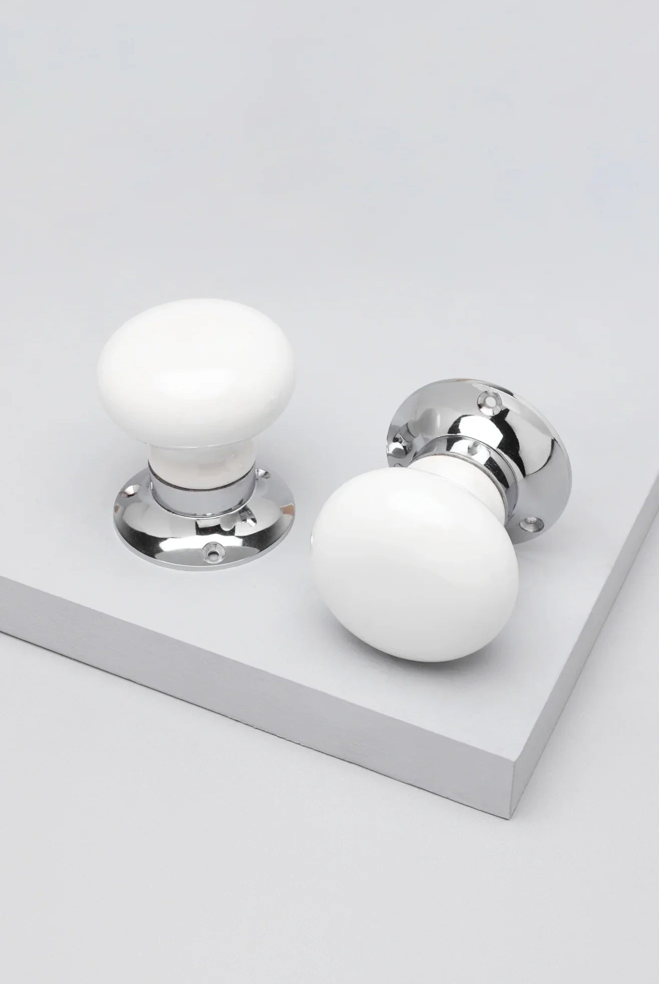 Perfect Edit White – Set of Handcrafted Ceramic Mortice Door Handles, Internal Turning Knobs for Bedroom & Room Doors with Chrome Base - G Decor