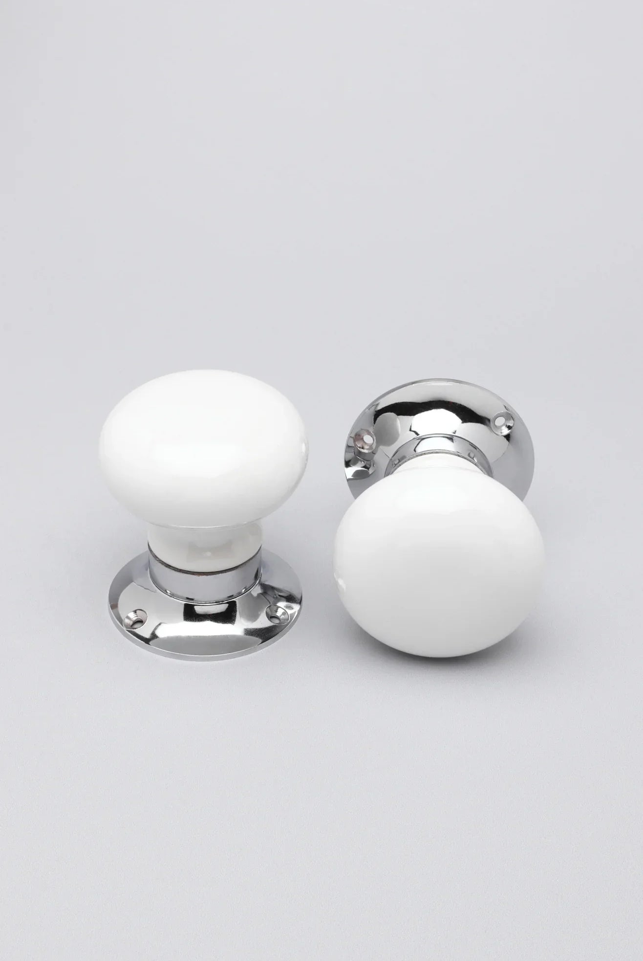 Perfect Edit White – Set of Handcrafted Ceramic Mortice Door Handles, Internal Turning Knobs for Bedroom & Room Doors with Chrome Base - G Decor