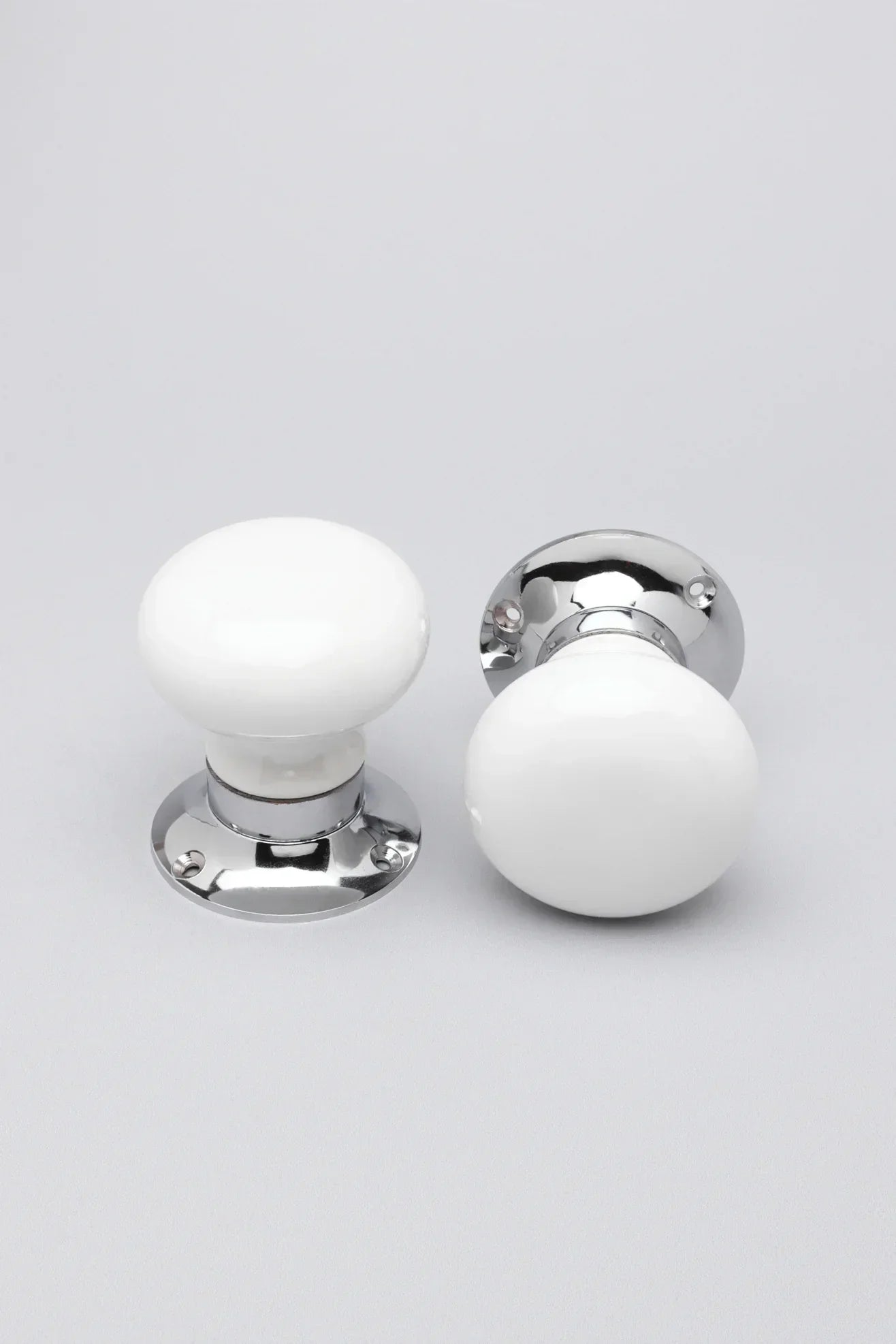 Perfect Edit White – Set of Handcrafted Ceramic Mortice Door Handles, Internal Turning Knobs for Bedroom & Room Doors with Chrome Base - G Decor