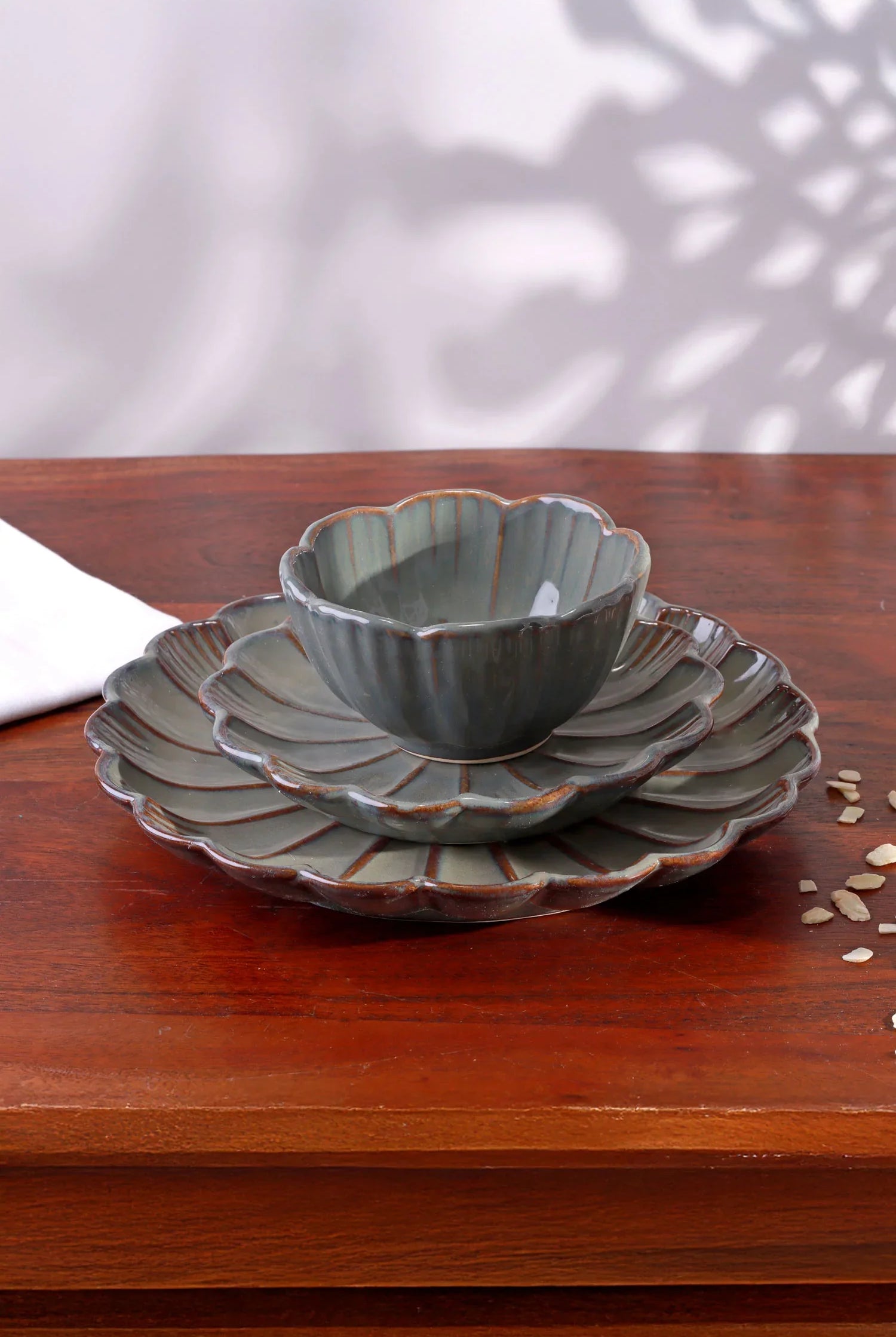 Petal Bloom Handcrafted Stoneware Tableware Collection Floral Carved Plates & Bowls - G Decor