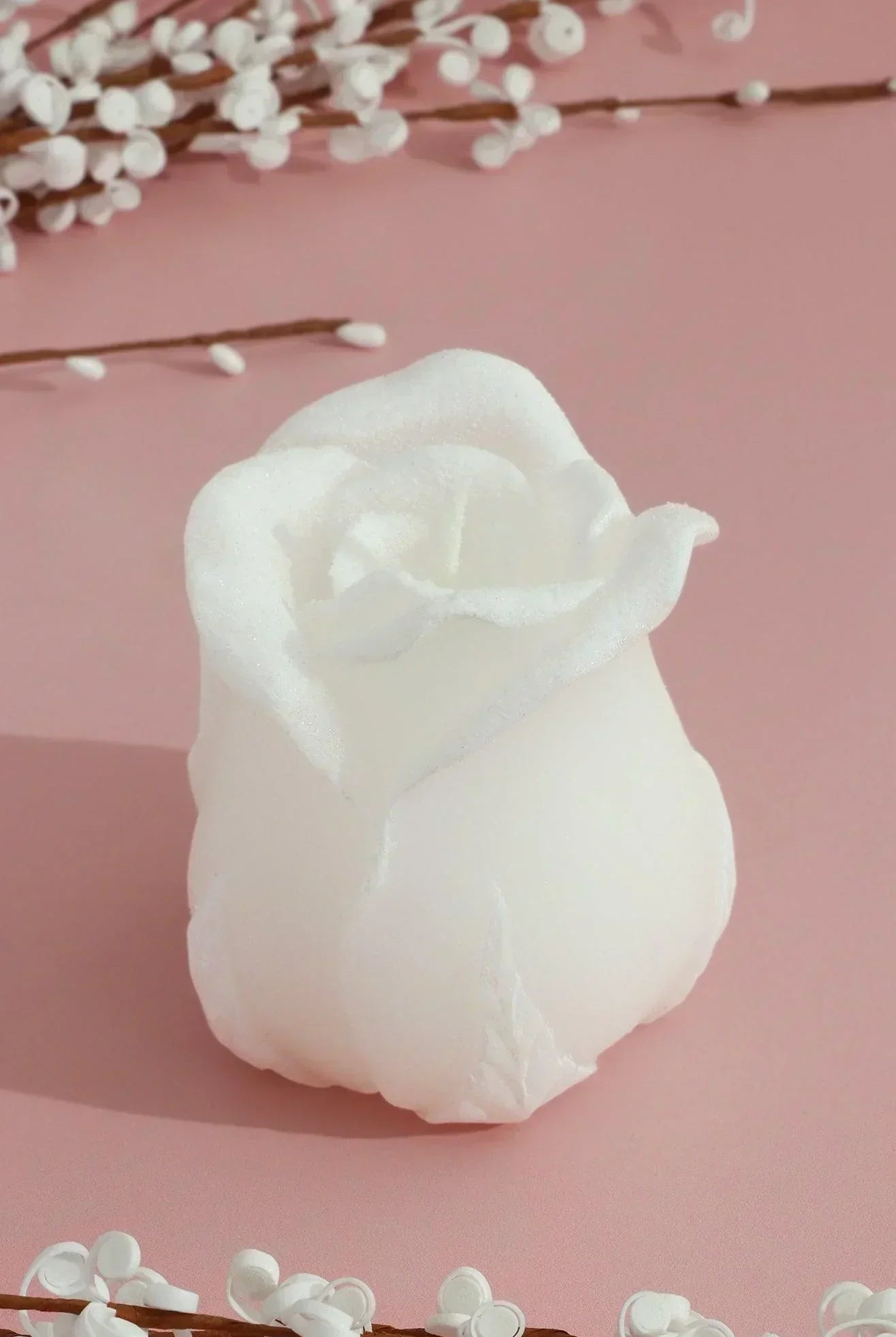 Rosabella Pure Eternal Bloom Hand-Finished Sculpted Rose Candle in Soft White - G Decor