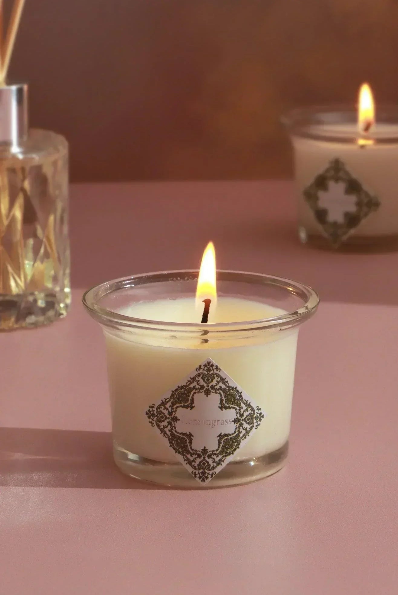 Scented Botanique Lemongrass Hand-Poured Soy Wax Gift Set Candles & Reed Diffuser in Glass Jars - G Decor