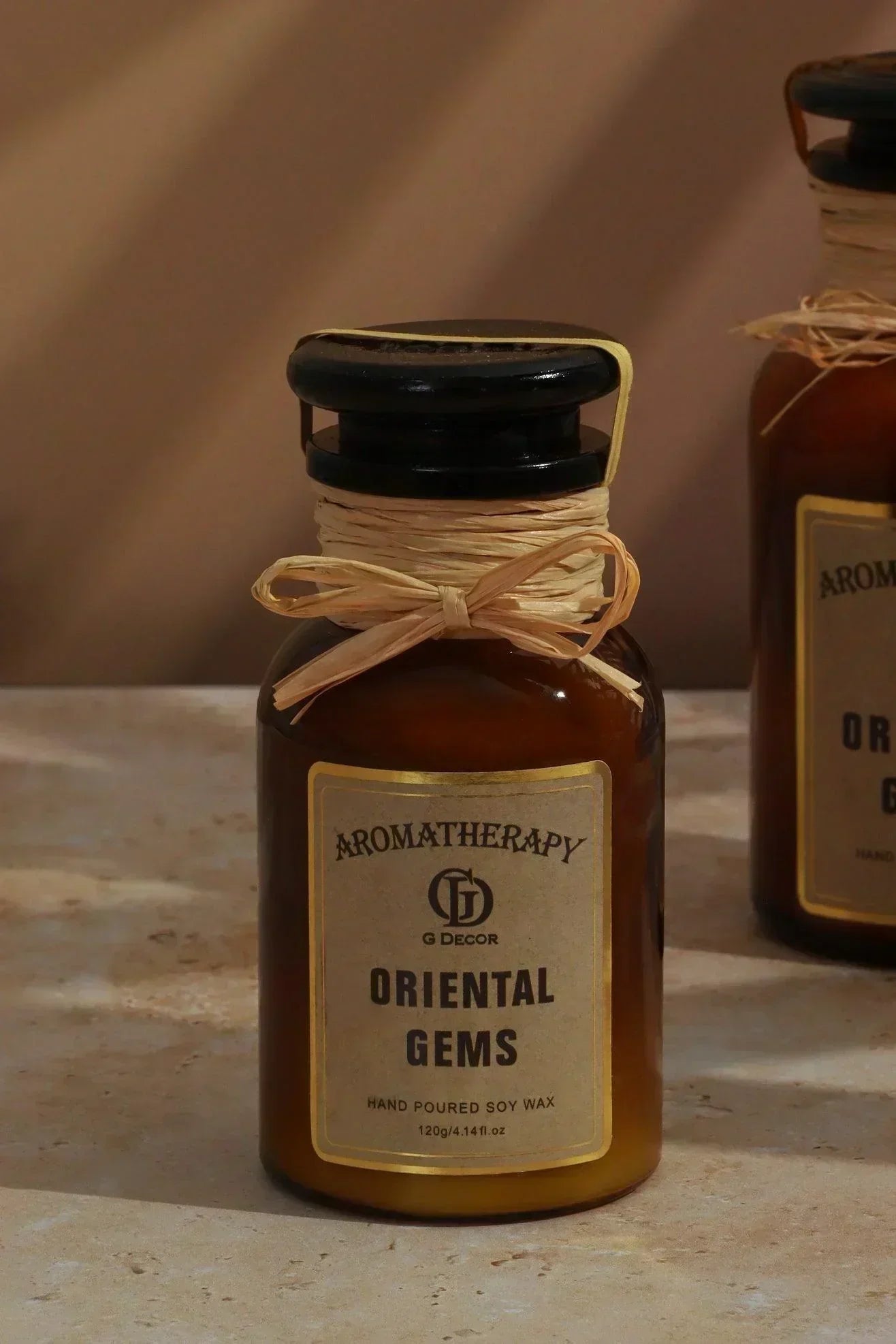 scented-hand-pounded-soy-wax-oriental-gems-elixir-jar-candlemusky-woody-amber-apothecary-jar-g-decor-36577 - G Decor