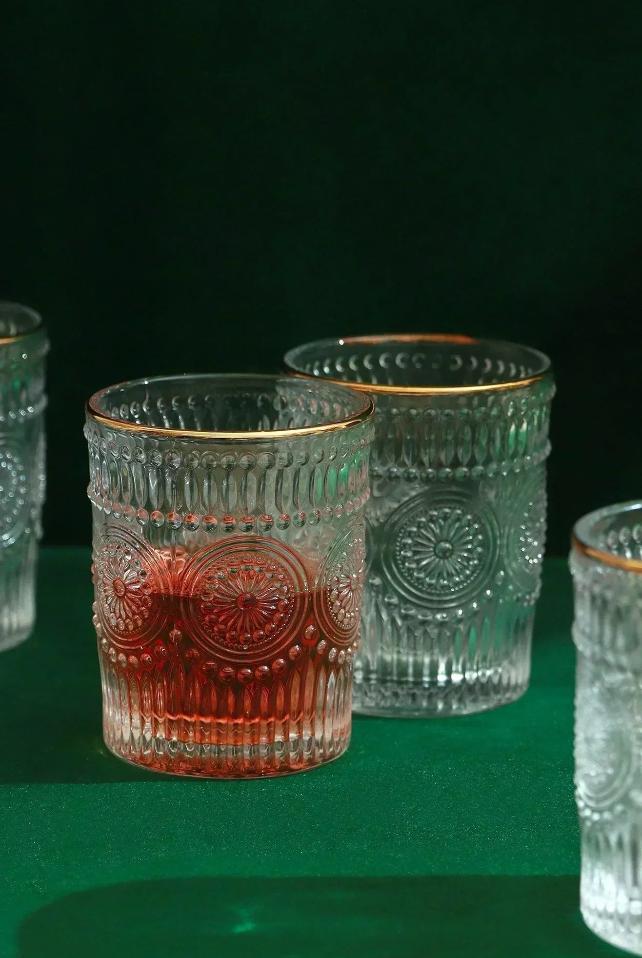 Set of 4 Dario Vintage Sunflower Embossed Tumbler Glasses With Gold Rim - G Decor