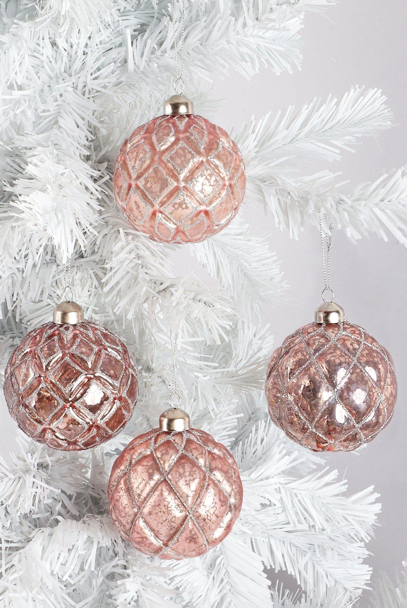 Set of 4 Hand-Painted Glass Blush Pink Mercury Effect Baubles Antique Rose Pink Christmas Tree Decorations with Silver Glitter Pattern - G Decor