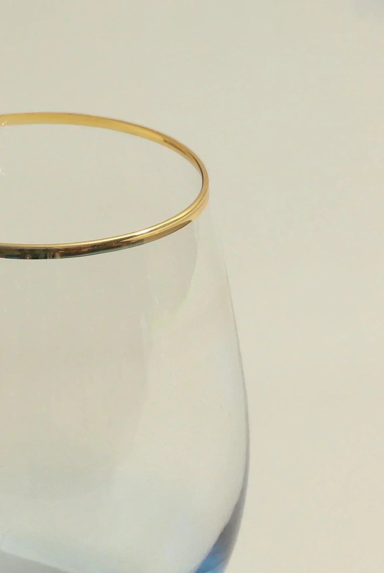 Set of 4 Radiance Ombre Gold-Rim Tumbler Drinking Glasses Sapphire Lagoon - G Decor