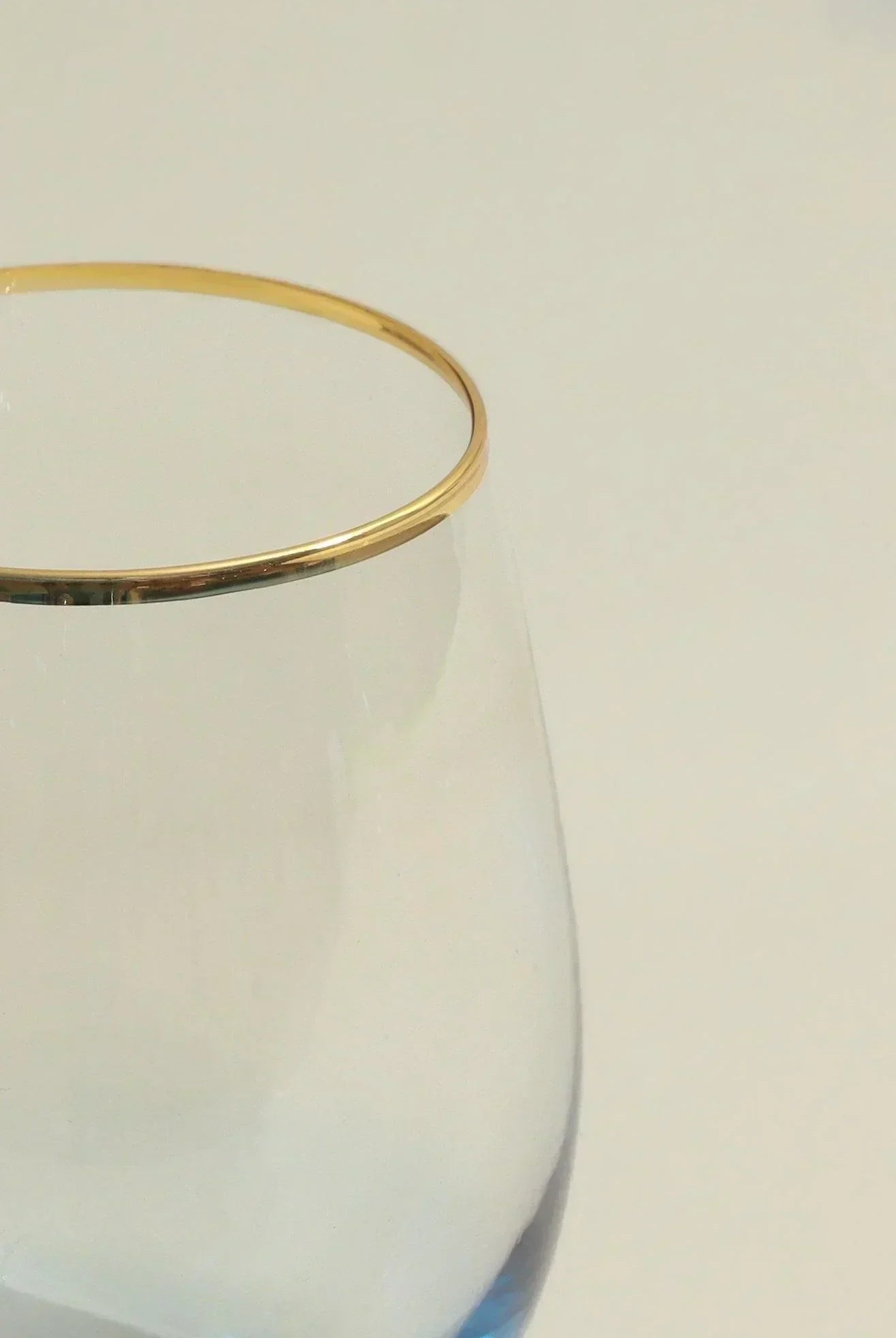 Set of 4 Radiance Ombre Gold-Rim Tumbler Drinking Glasses Sapphire Lagoon - G Decor