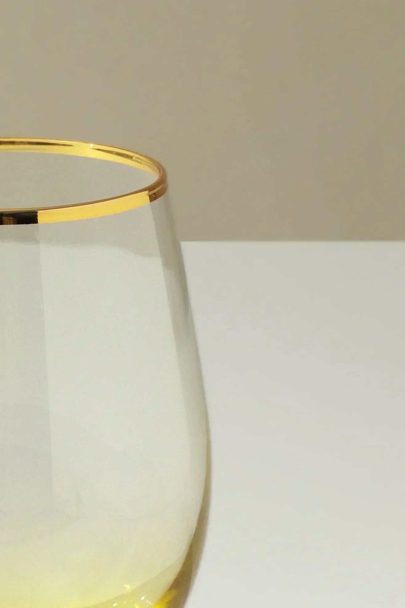 set-of-4-radiance-ombre-gold-rim-tumbler-glasses-golden-sunrise-g-decor-14837 - G Decor