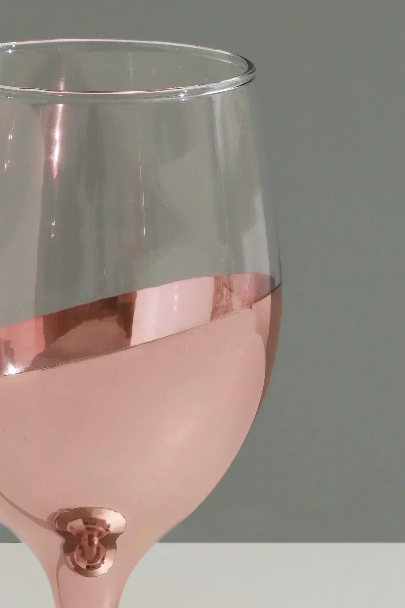 Set of 4 Sephora Two-Tone Rose Gold Wine Glasses Elegant Metallic Finish - G Decor