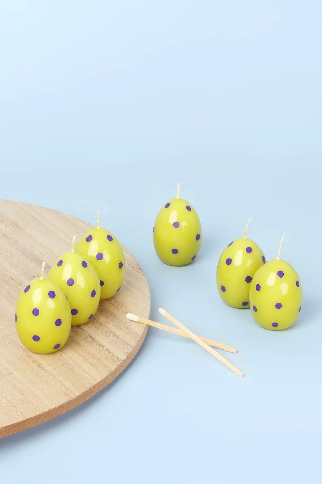 Green Easter Polka Egg Candles in Spring Meadow — G Decor