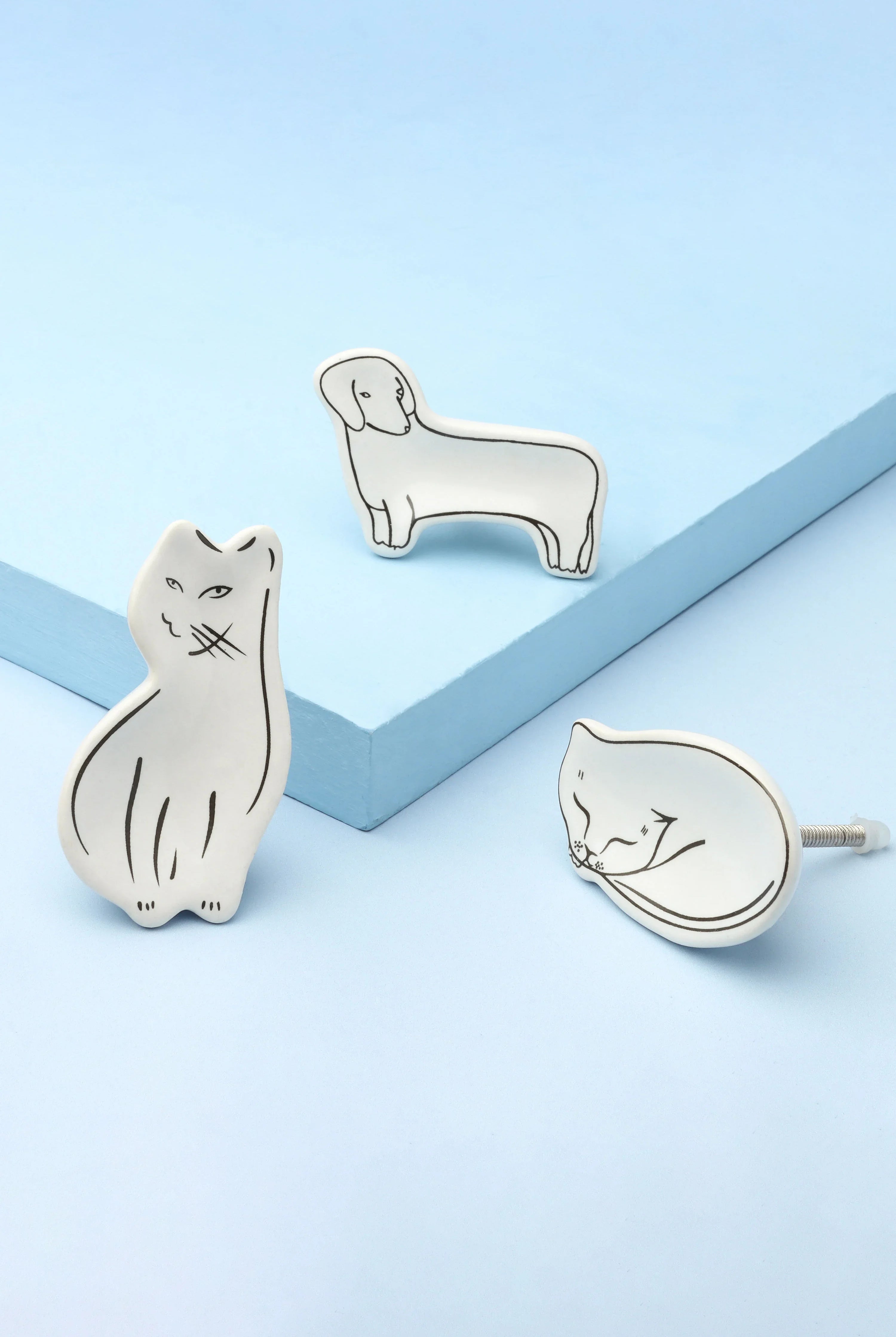 Sleepy Cat & Loyal Pup Furry Friends Ceramic Cabinet Knob - G Decor