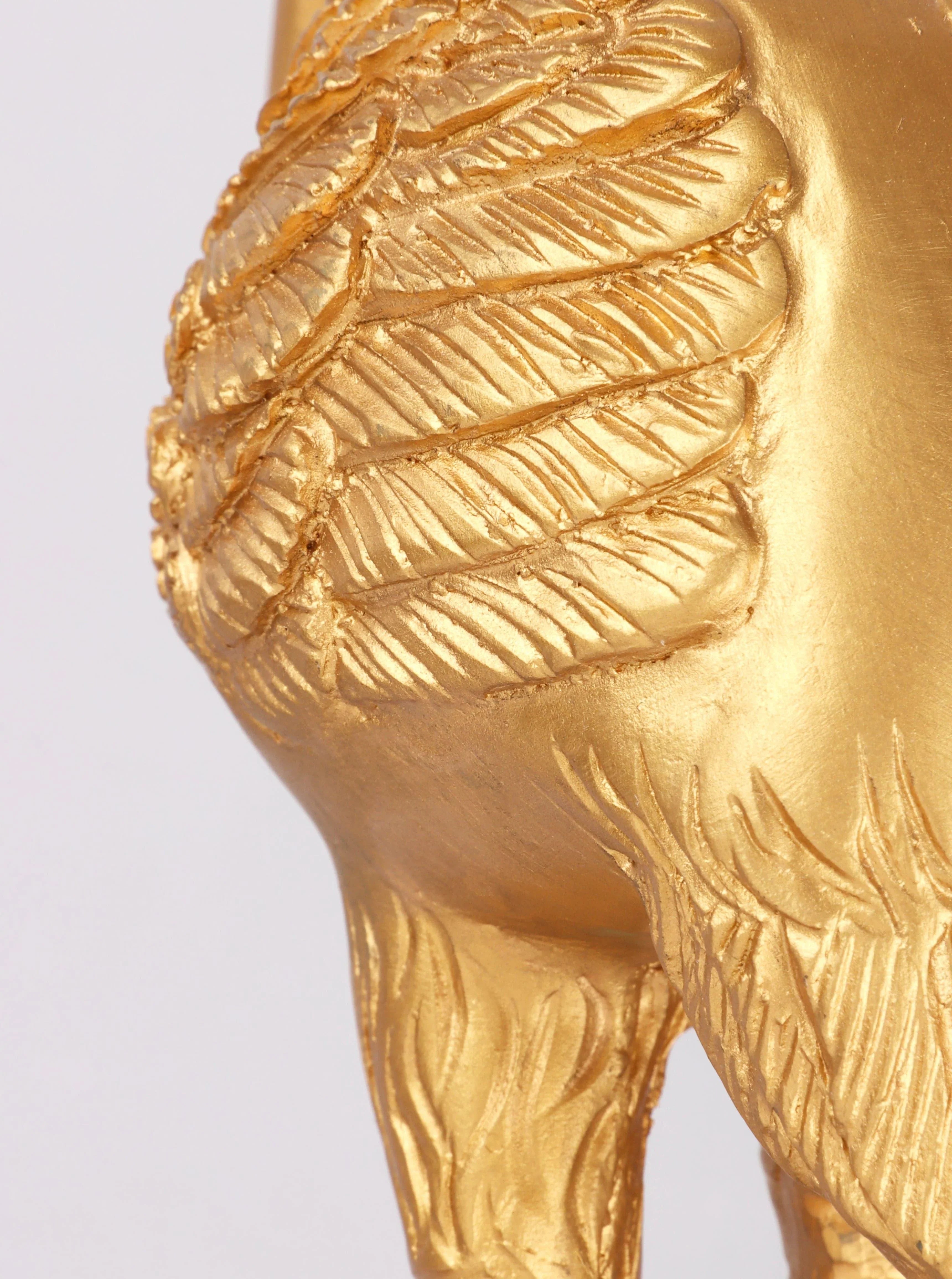 Stunning Heron Table Lamp - G Decor