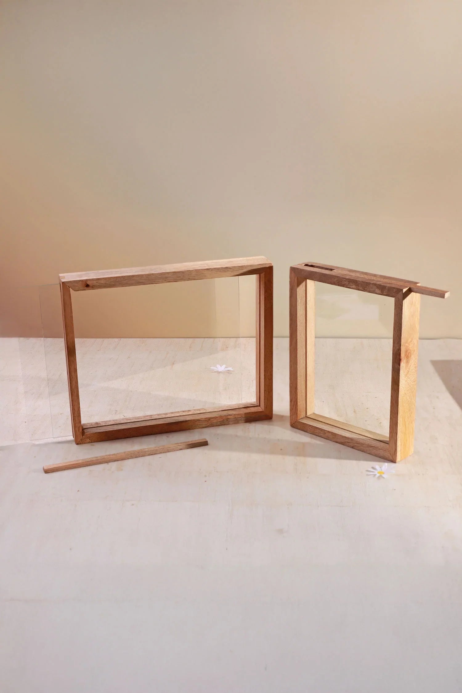 Taru Handmade Mango Wood Photo Frame Freestanding Double Clear Glass Insert Picture Frame - G Decor