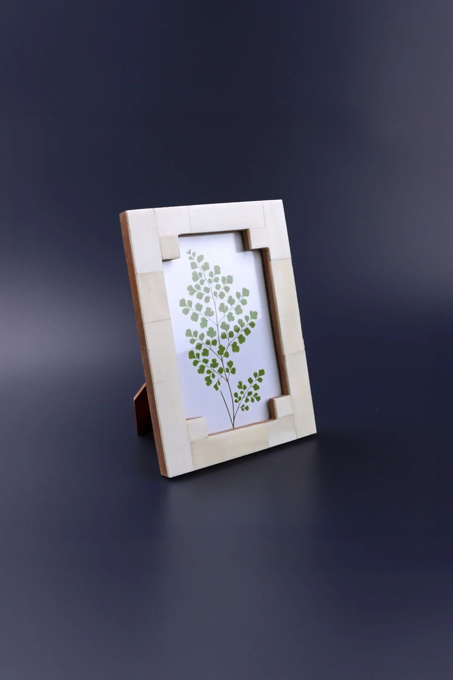 Tectura Bone Inlay Photo Frame in Architectural Cream — close-up view, G Decor