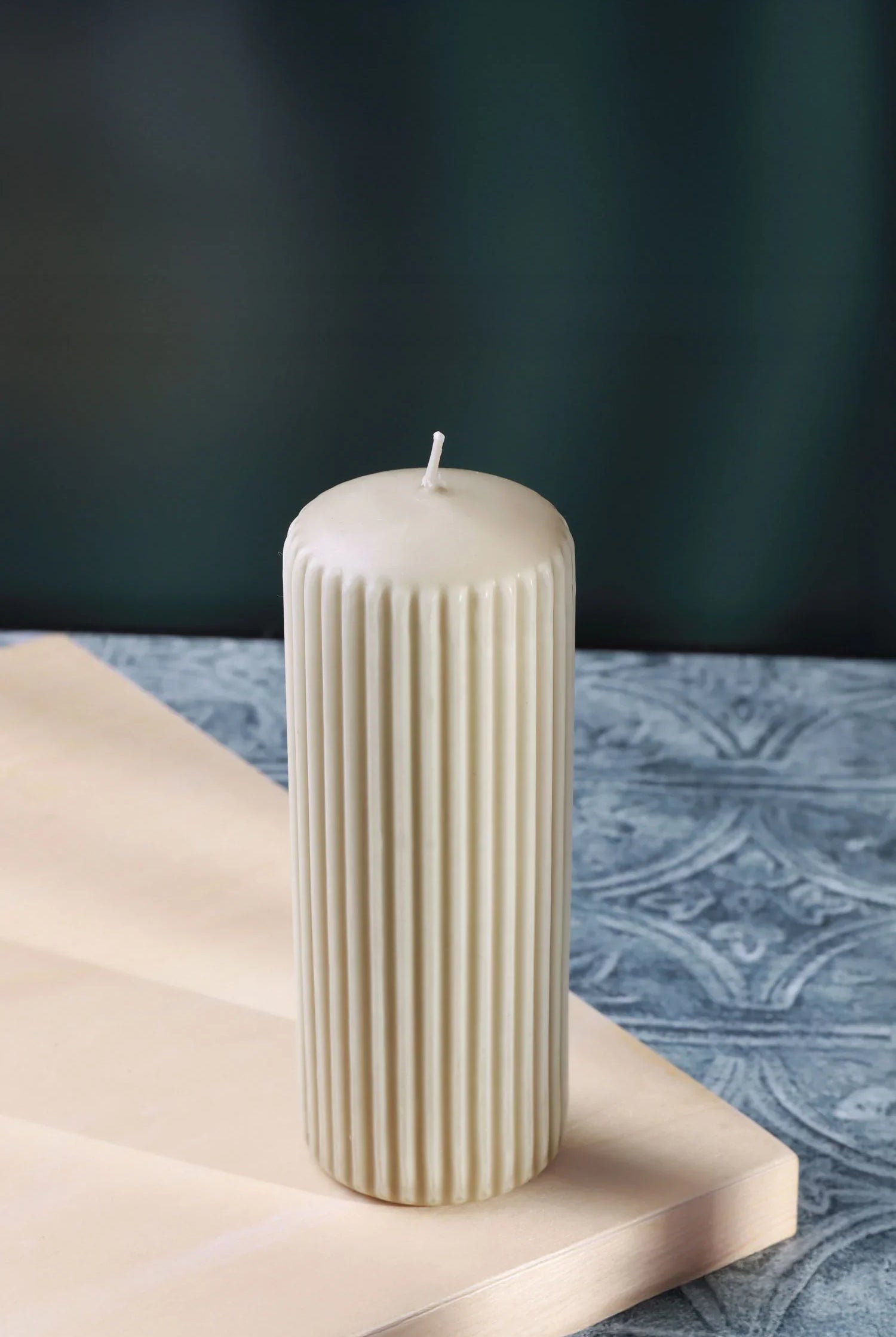 Velluto Bianco Sculpted Cream Ribbed Pillar Candle in a Velvet Matte Finish - G Decor
