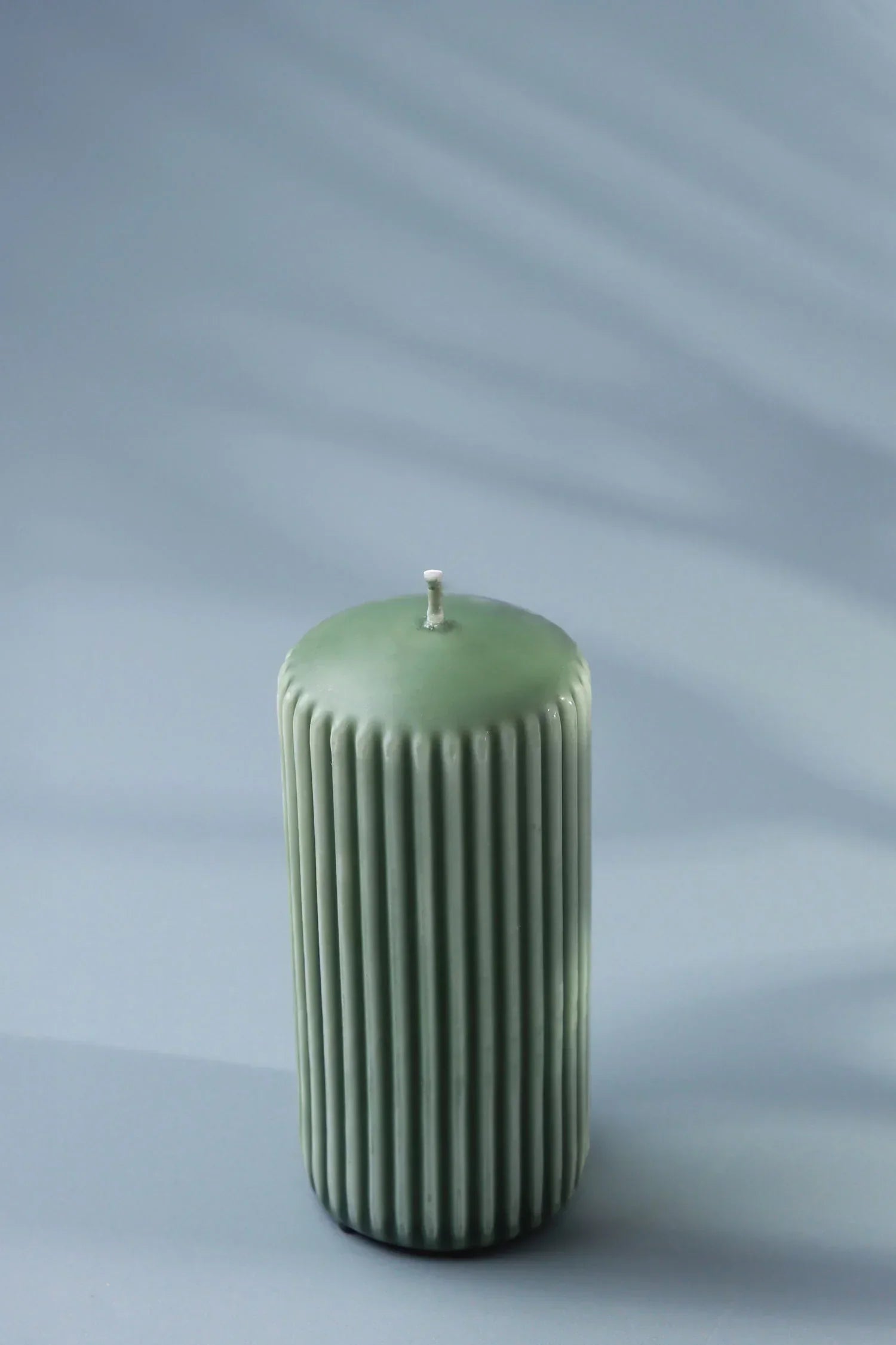 Velluto Oliva Sculpted Olive Green Ribbed Pillar Candle in a Velvet Matte Finish - G Decor